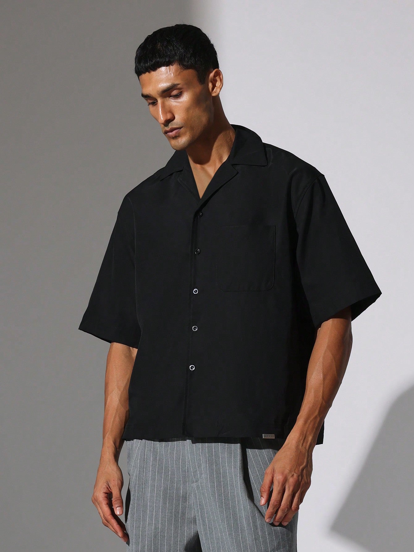 Boxy Fit Short Sleeve Revere Collar Solid Shirt