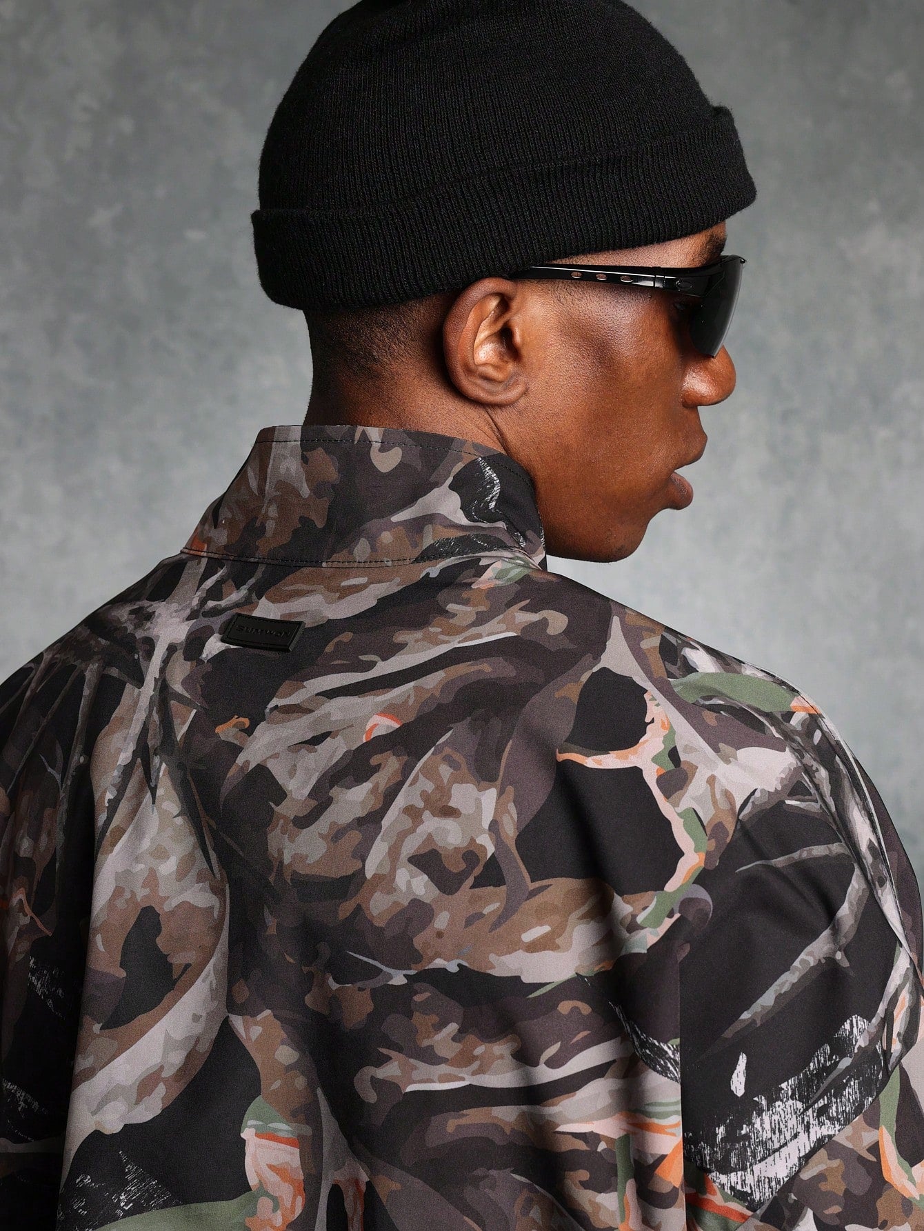 Regular Fit Zip-Up Funnel Neck Camo Printed Nylon Track Jacket