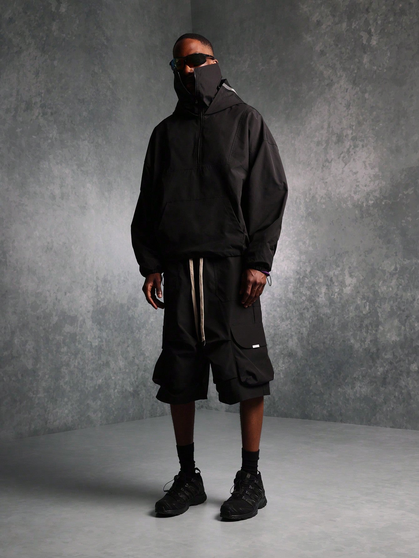 Regular Fit Overhead Zip-Up Nylon Mask Hoodie With Reflective Detail