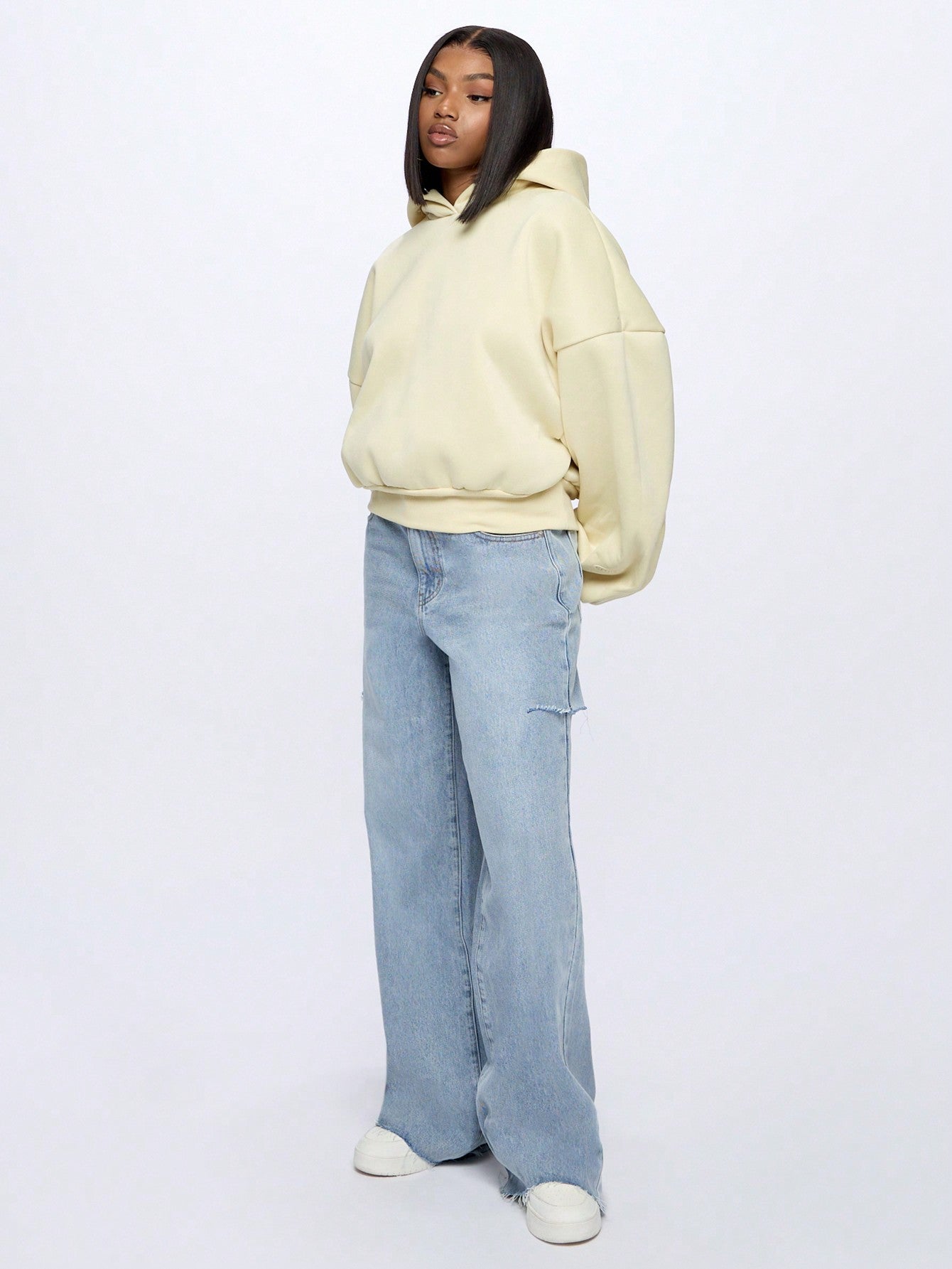 SUMWON WOMEN Oversized Cropped Hoodie With Embossed Logo