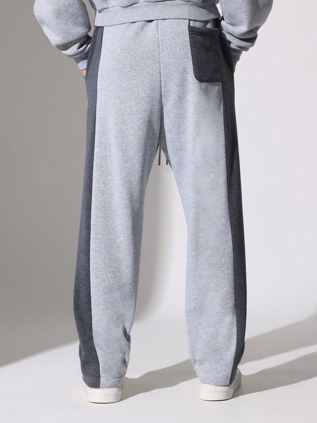 Straight Fir Sweatpants With Contrast Side Panels & Drawstrings