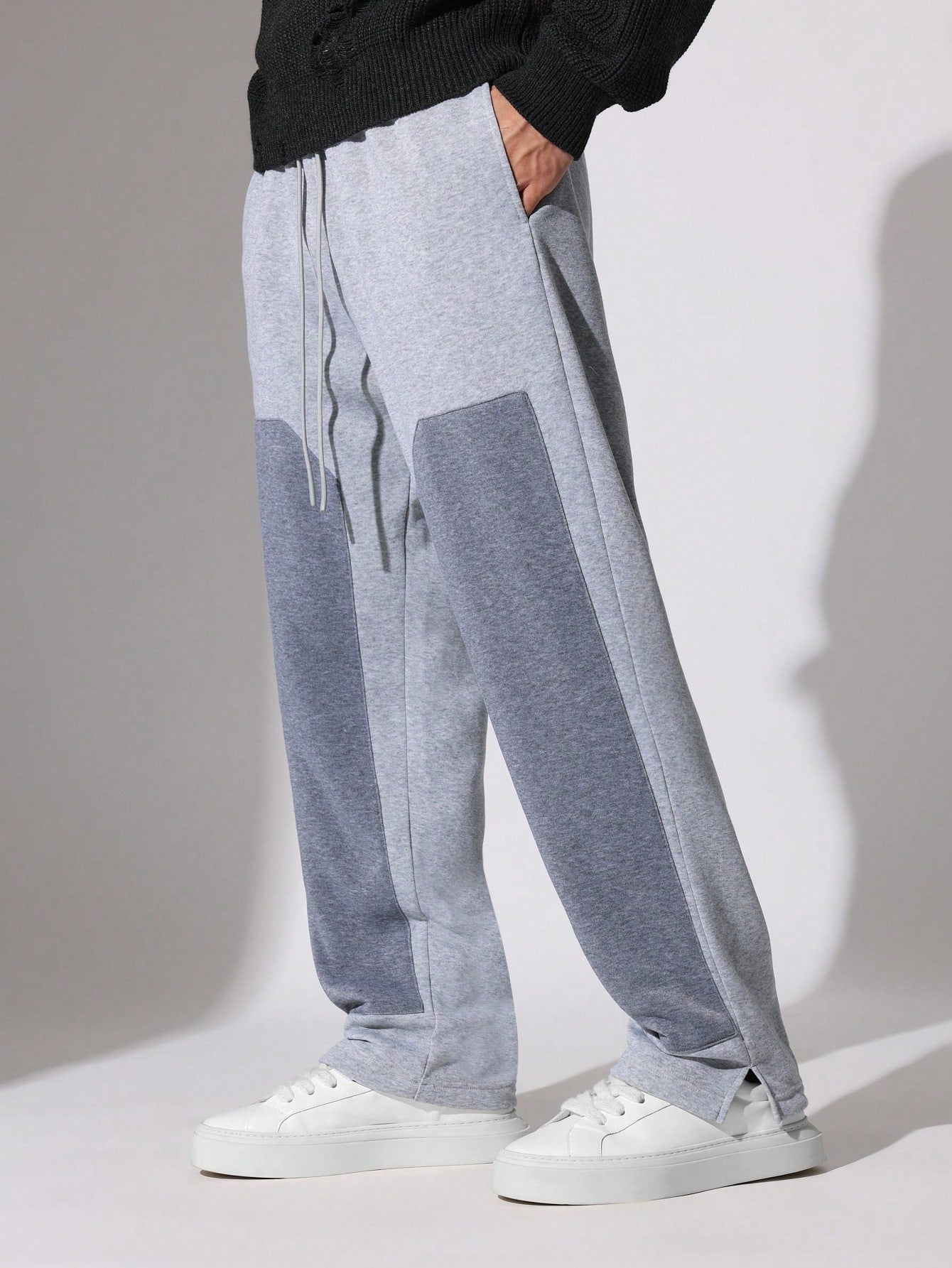 Straight Fit Carpenter Sweatpants With Drawstrings