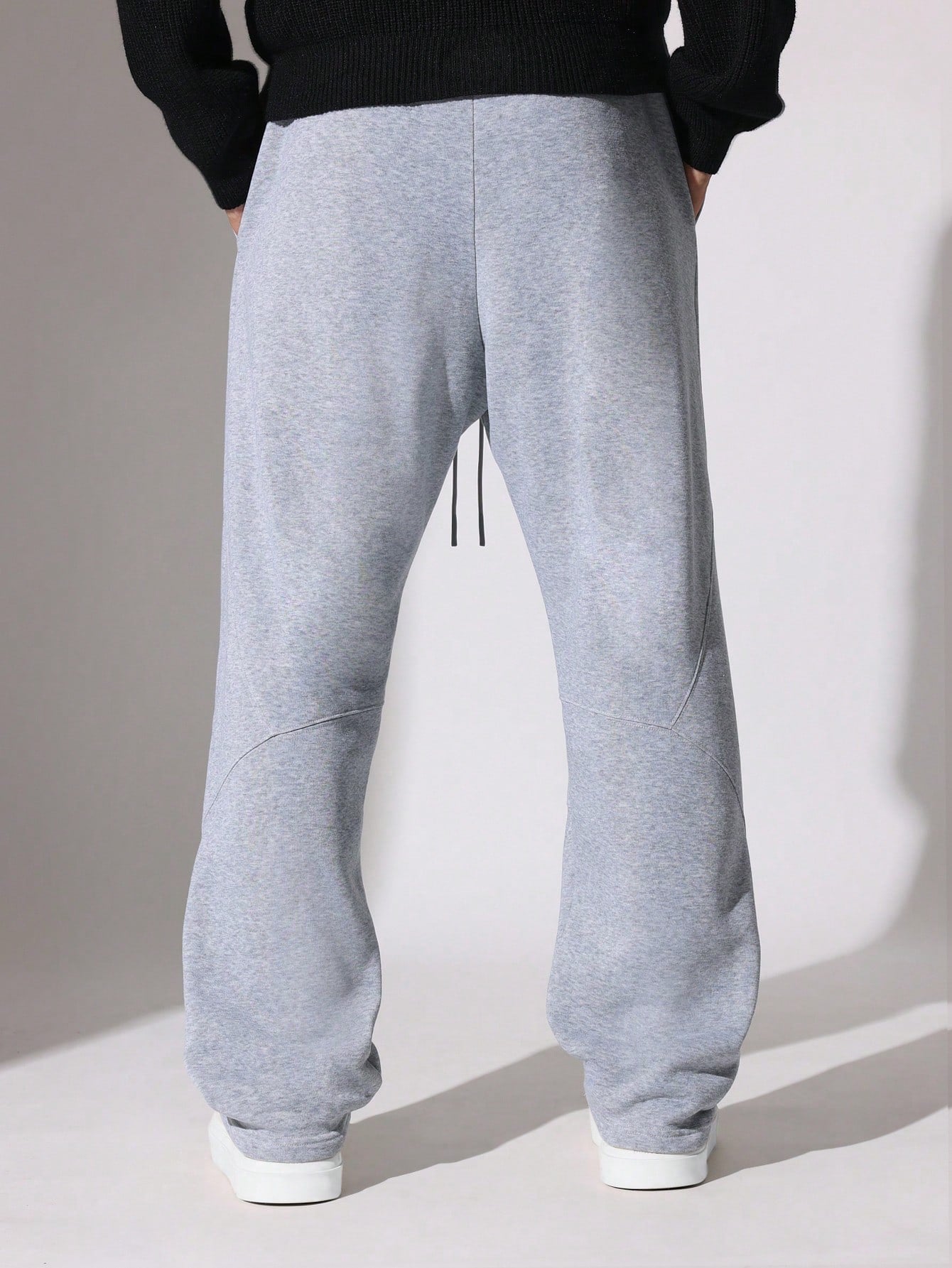 Straight Fit Sweatpants With Small Embroidery Pattern & Drawstrings