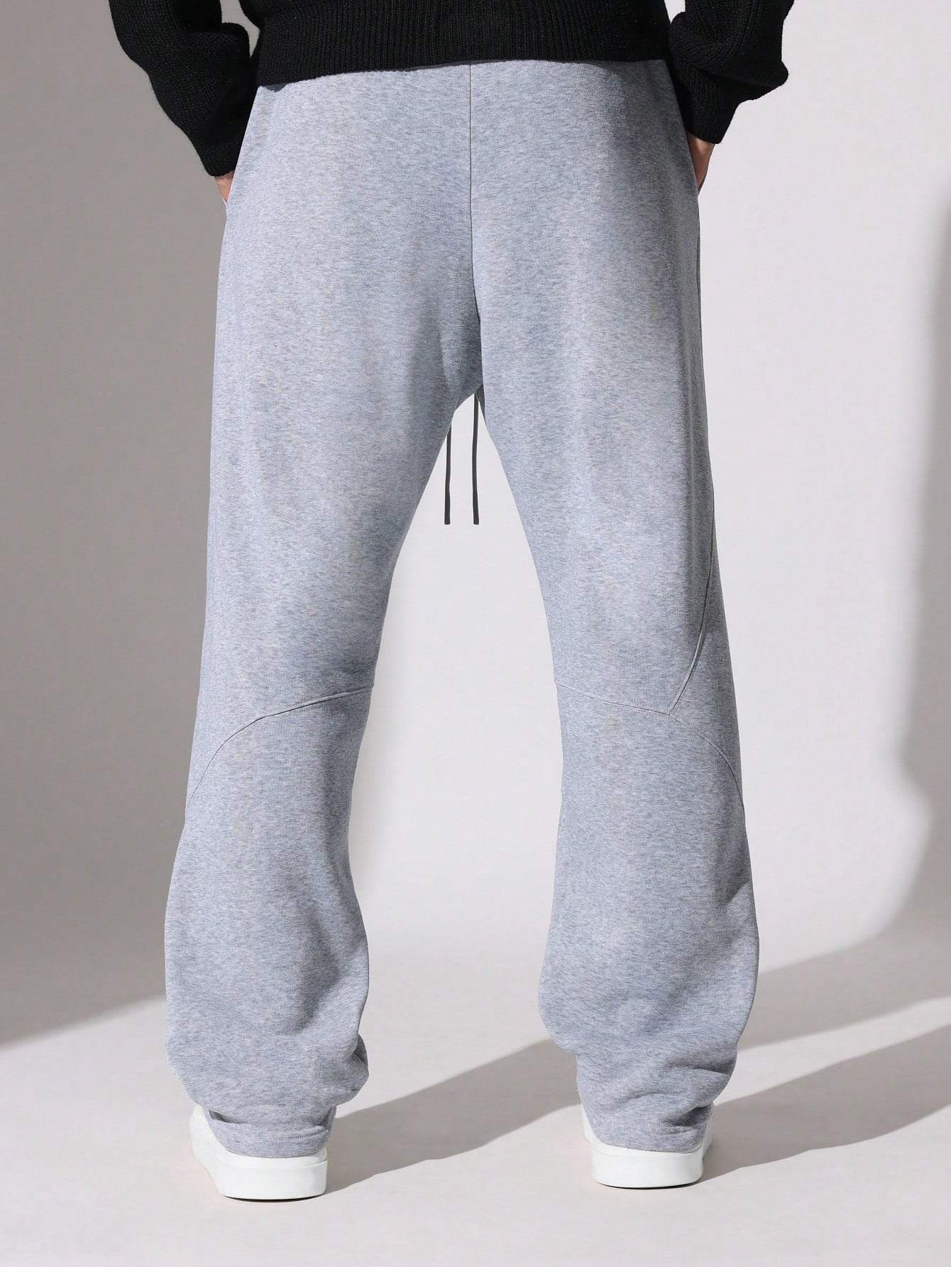 Straight Fit Sweatpants With Small Embroidery Pattern & Drawstrings