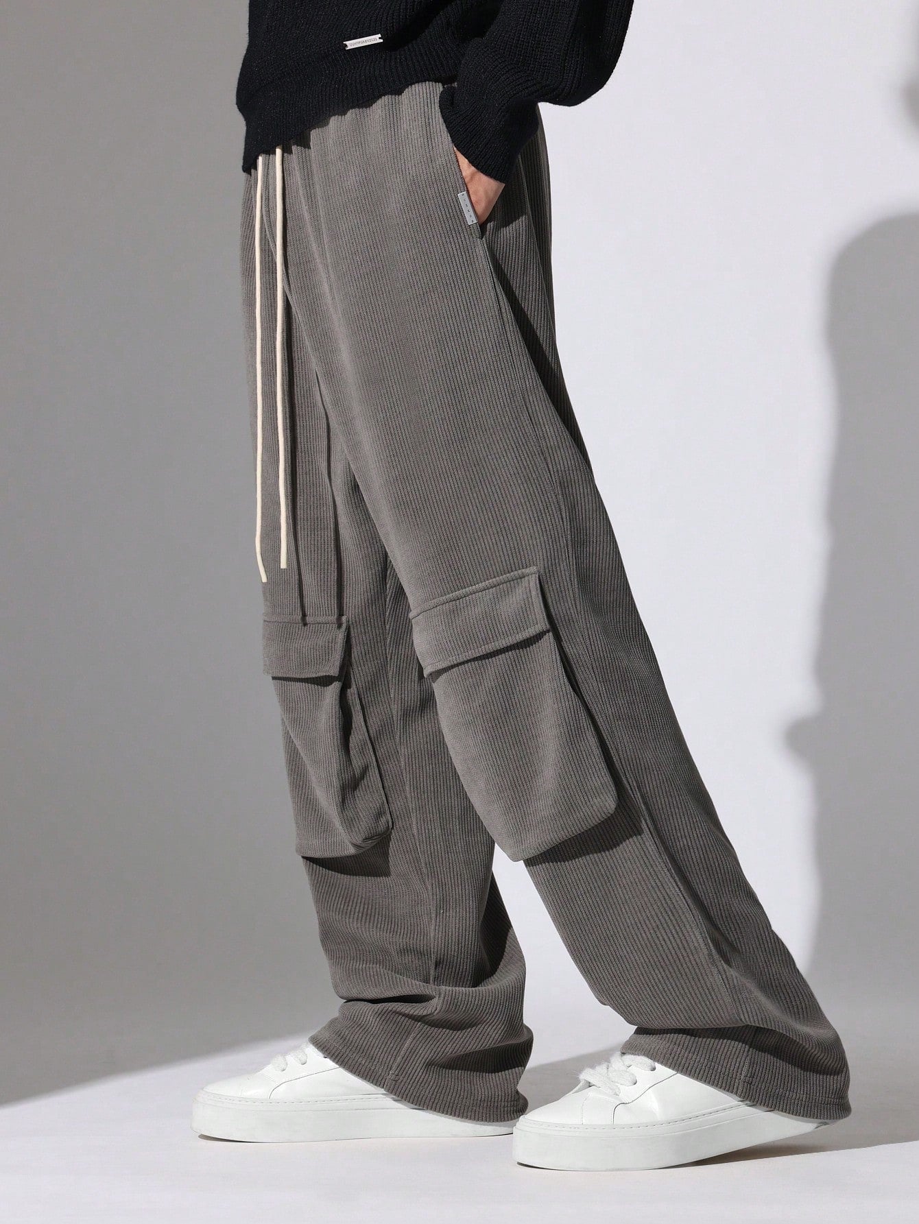 Textured Straight Fit Jogger With Cargo Pocket