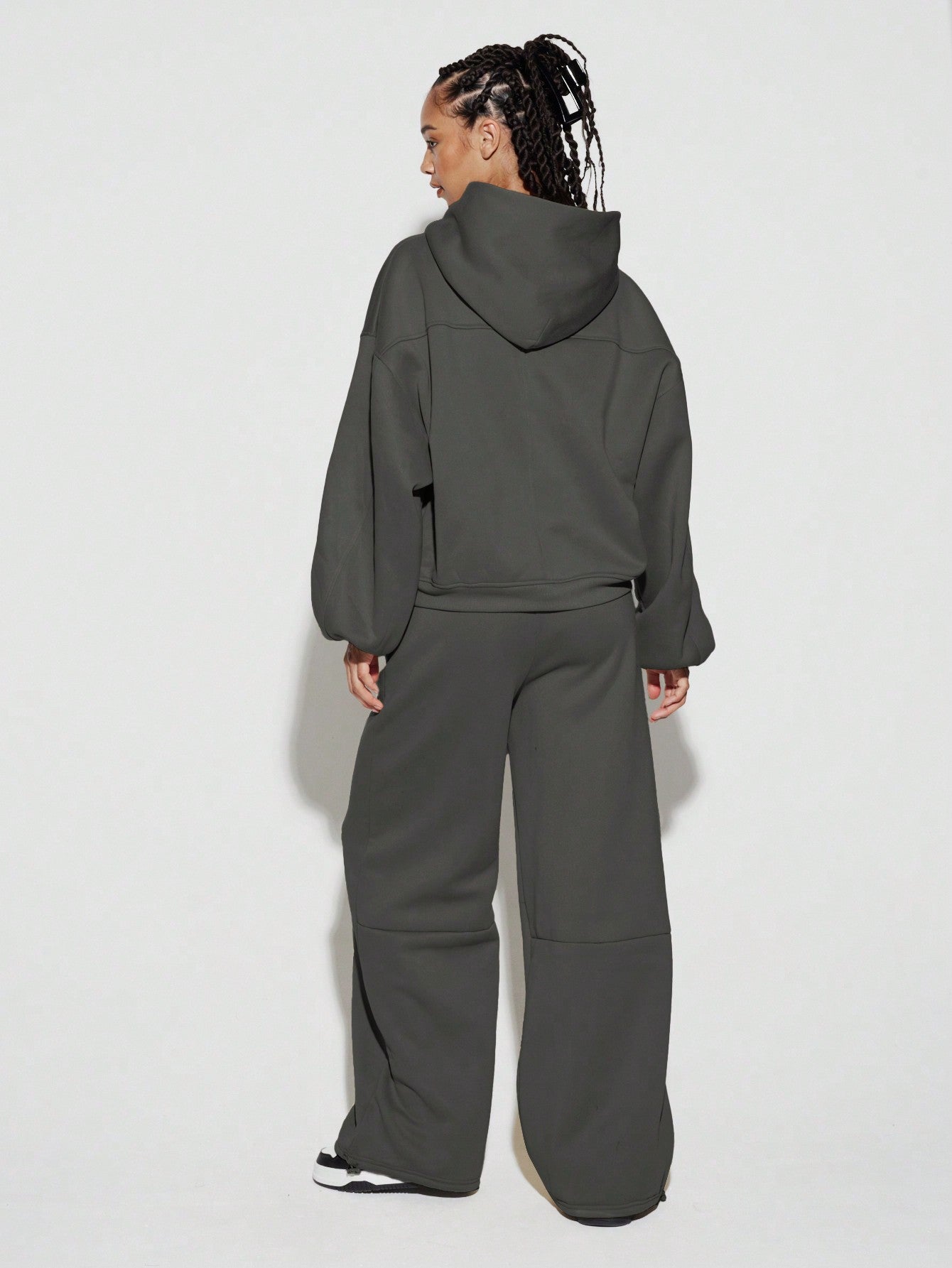 SUMWON WOMEN Overhead Hoodie With Kangaroo Pocket And Sweatpants With Pintucks Detail 2 Piece Set