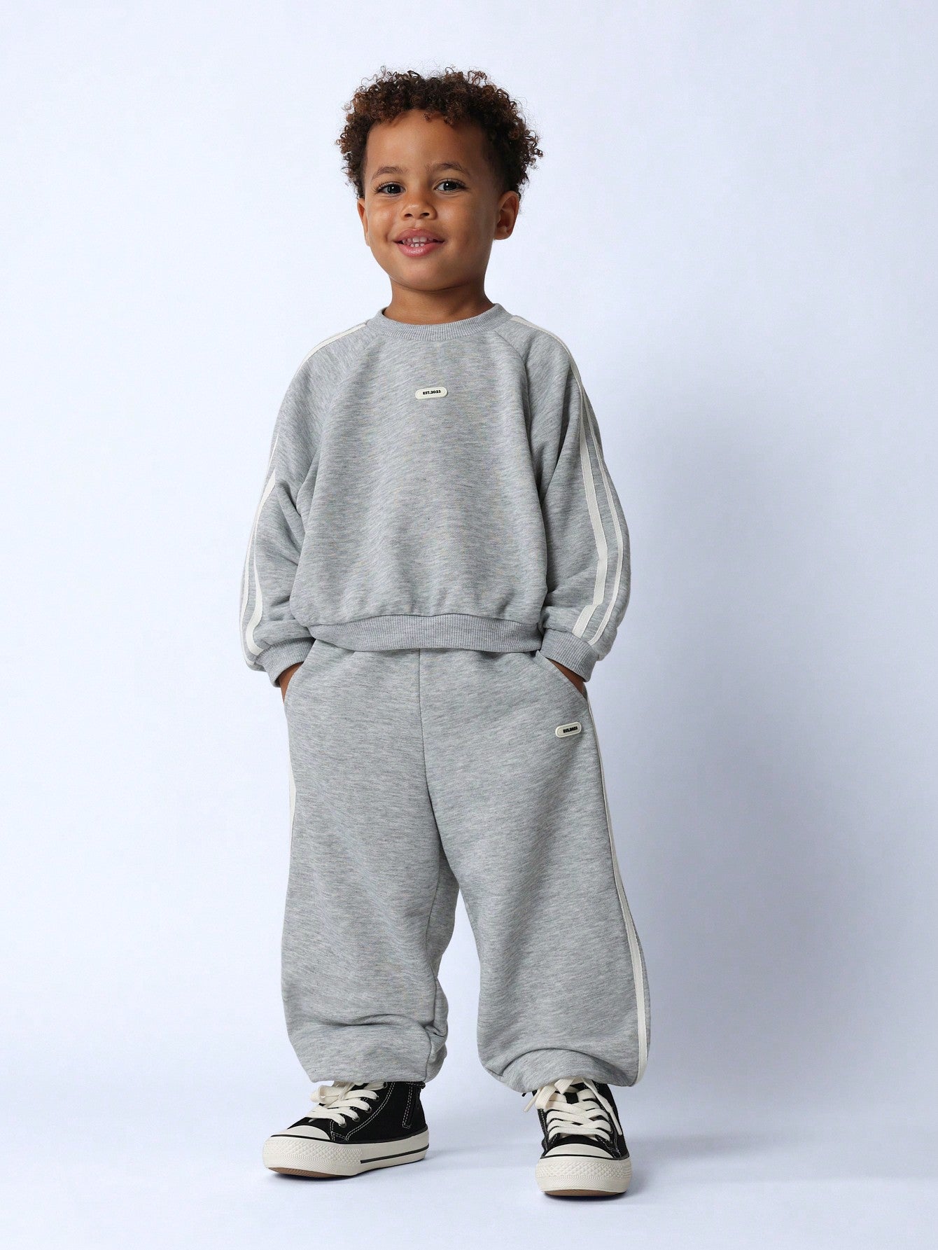 Young Boys Comfy Raglan Crew Neck Sweatshirt And Jogger 2 Piece Set