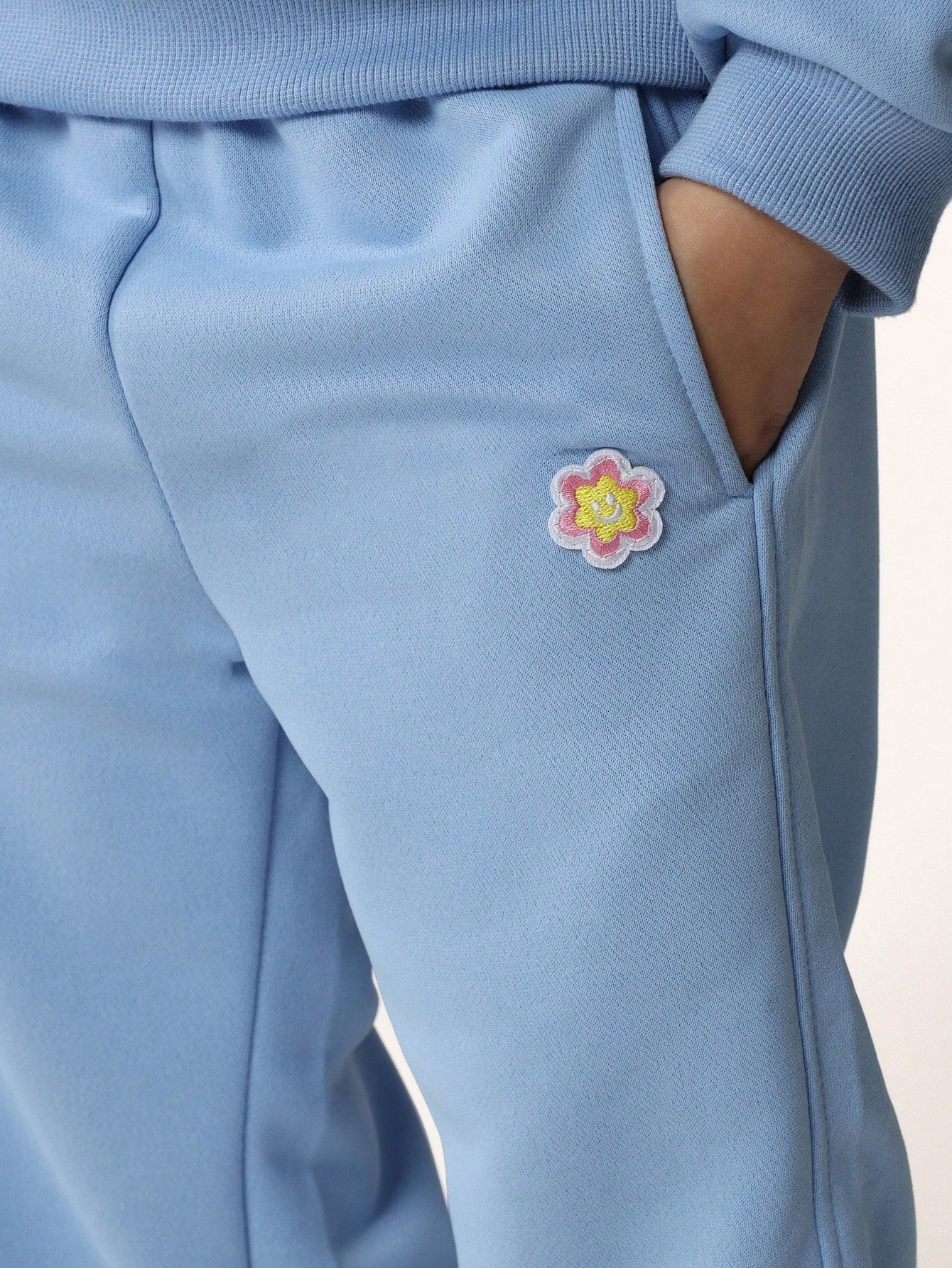 Young Girls Comfy Seam Detail Jogger With Embroidered Flower Patch