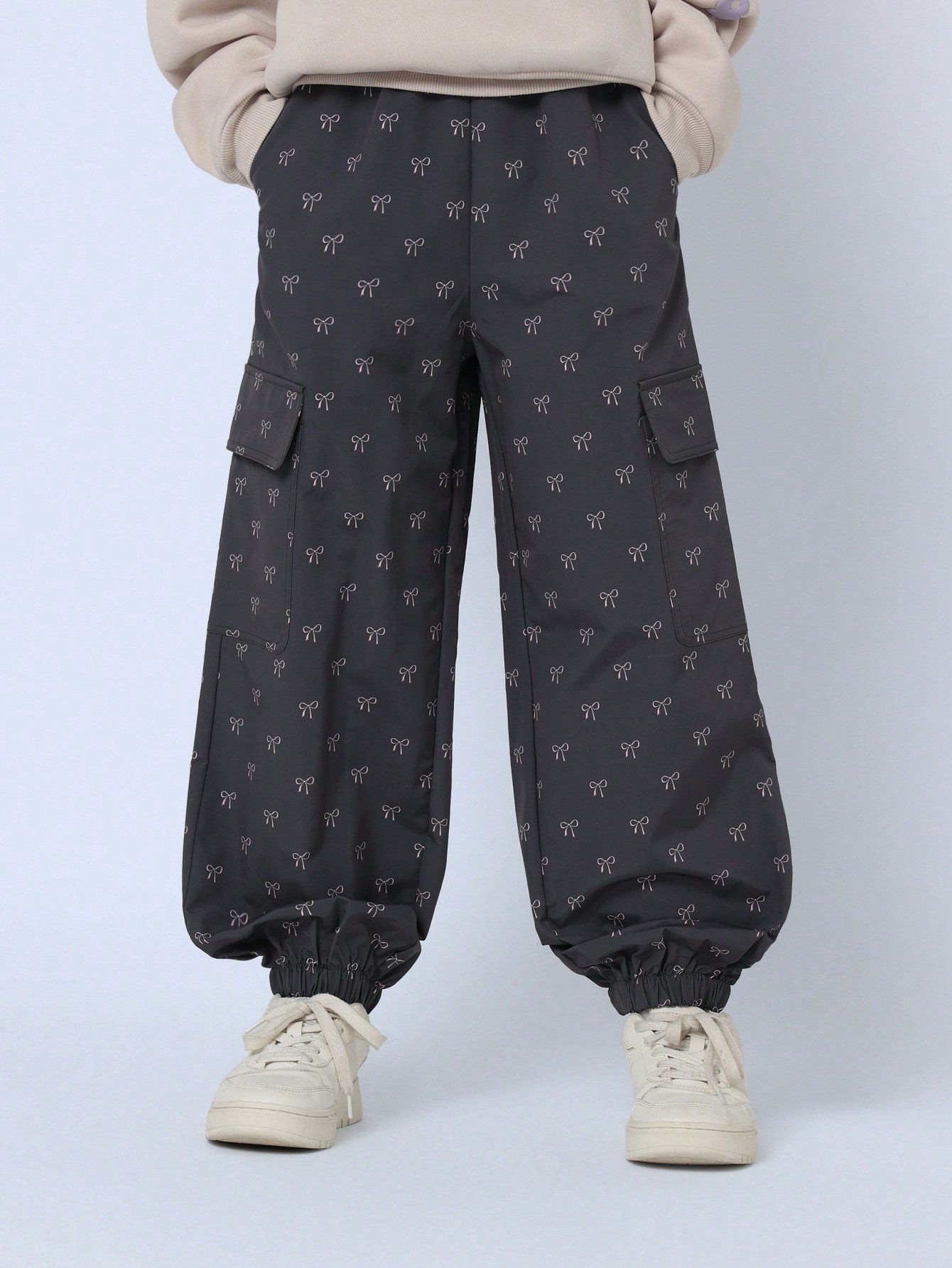 Tween Girls Comfy 90'S Bow Printed Nylon Jogger