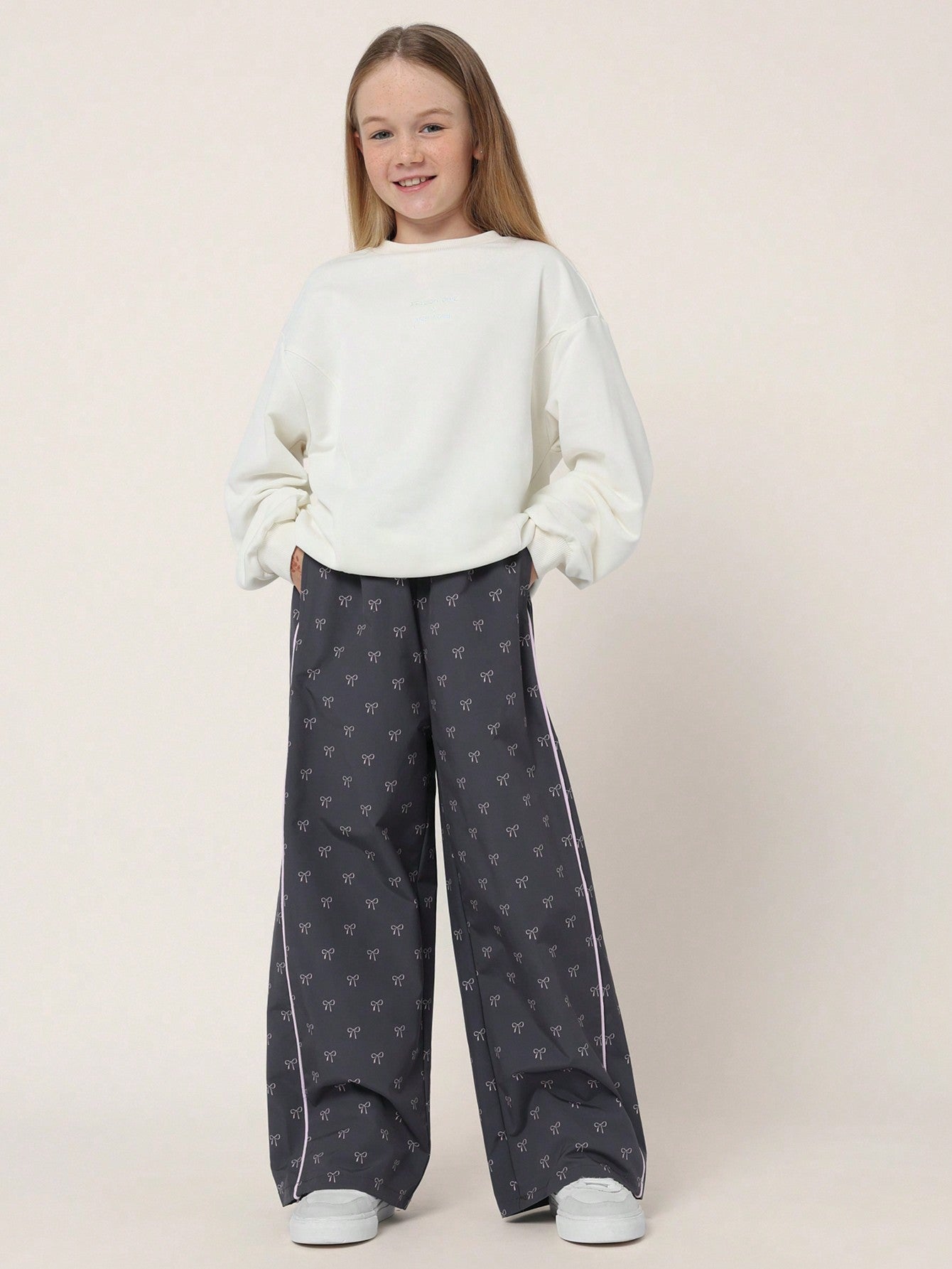 Tween Girls Comfy Wide Leg Bow Printed Nylon Track Pant