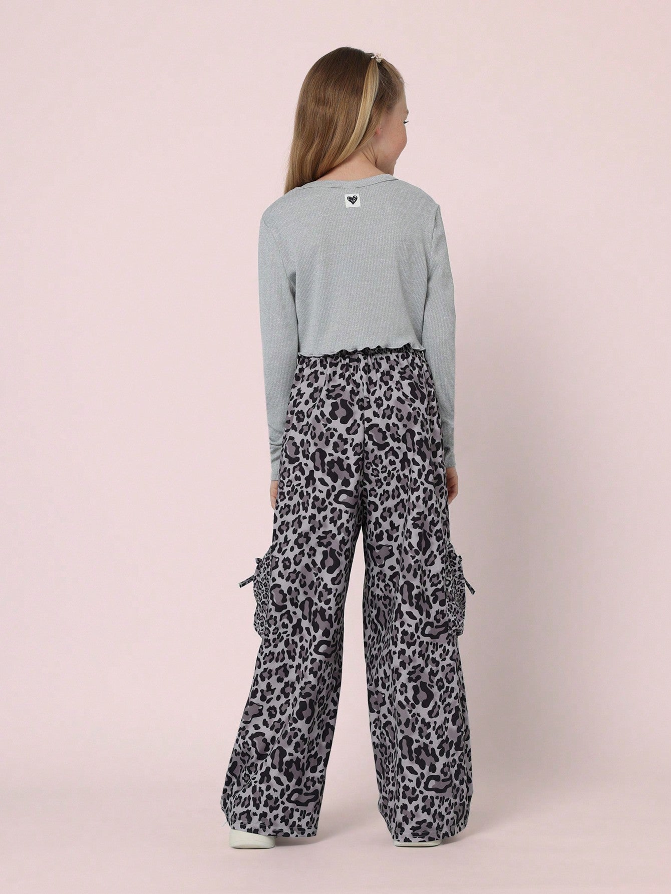 Tween Girls Comfy Slim Fit Crop Long Sleeve Tee And Leopard Printed Bow Pocket Cargo Parachute Pant 2 Piece Set