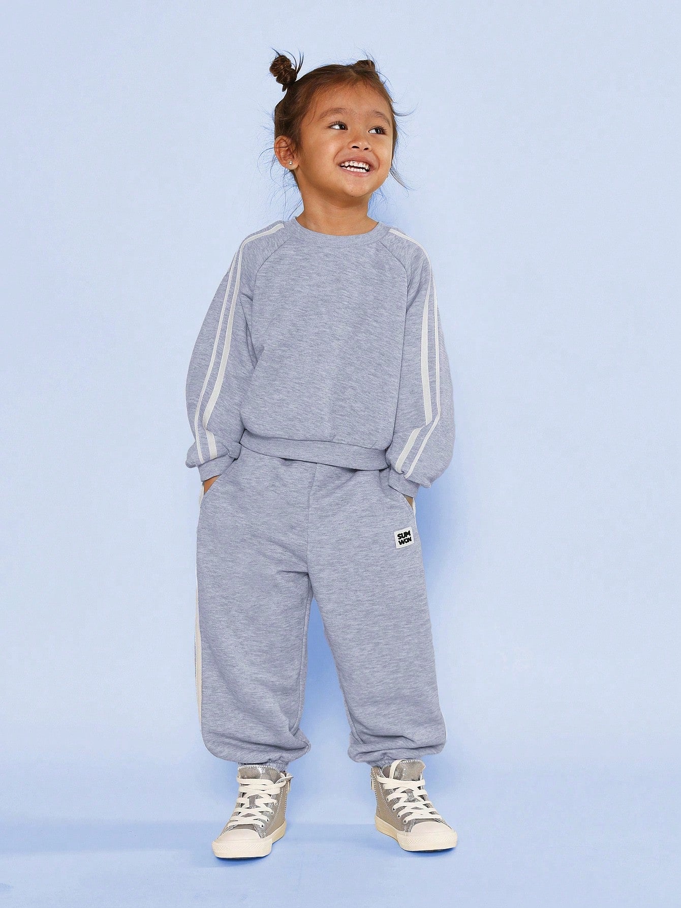 Young Girls Everyday Play Sweatshirt And 90's Jogger 2 Piece Set