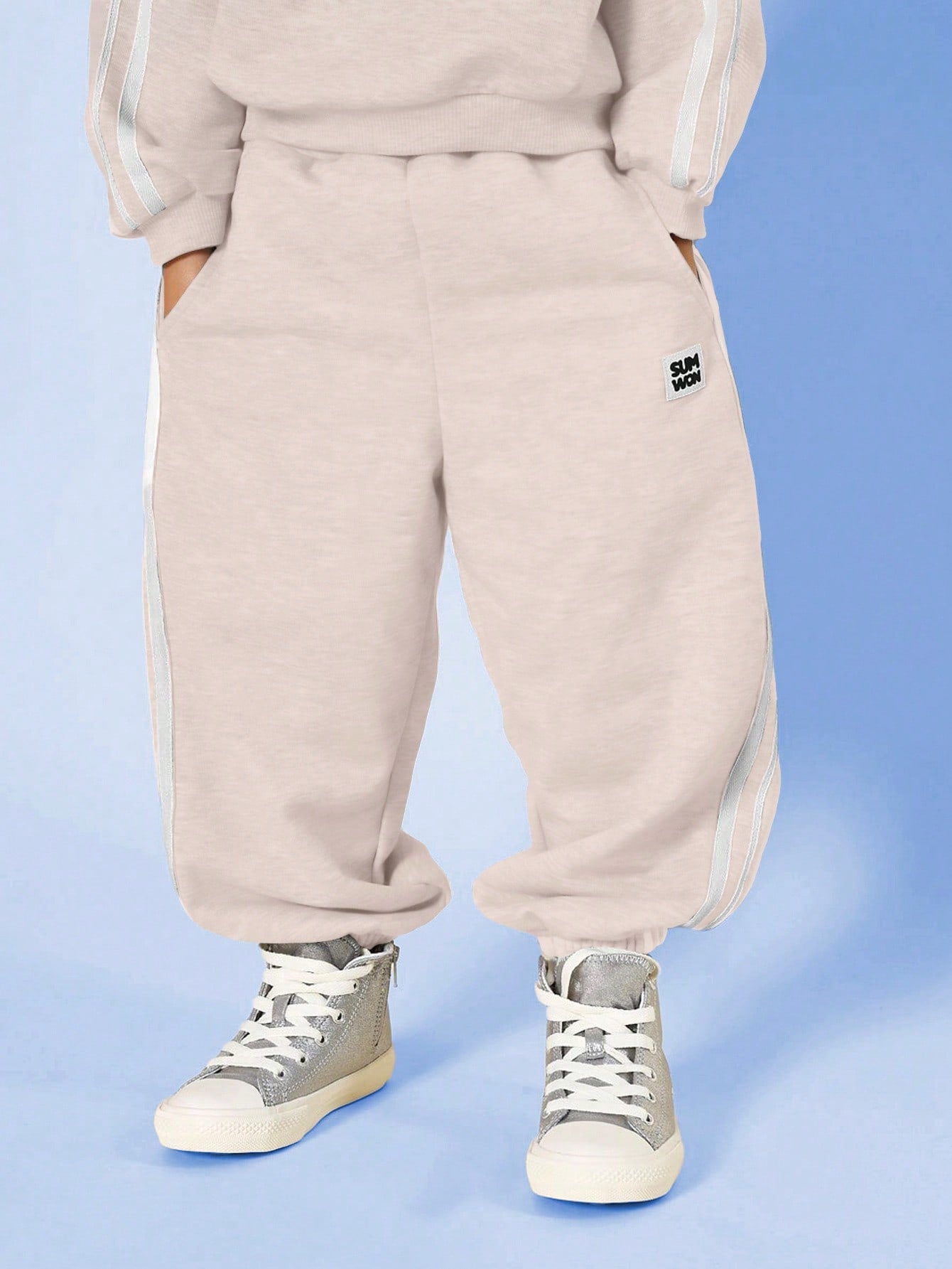 Young Girls Everyday Play Sweatshirt And 90's Jogger 2 Piece Set