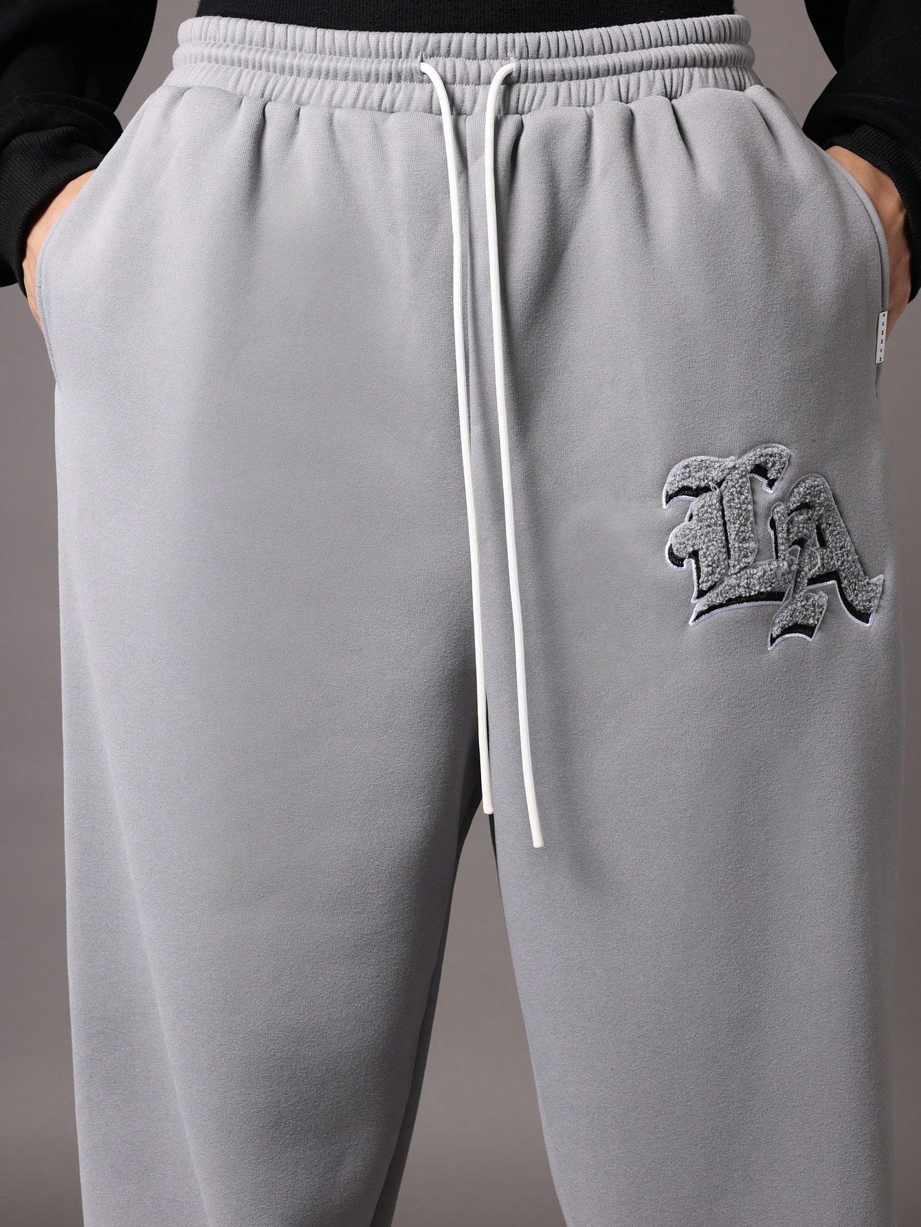 Straight Fit Drop Crotch Sweatpants With Embroidered Applique Pattern