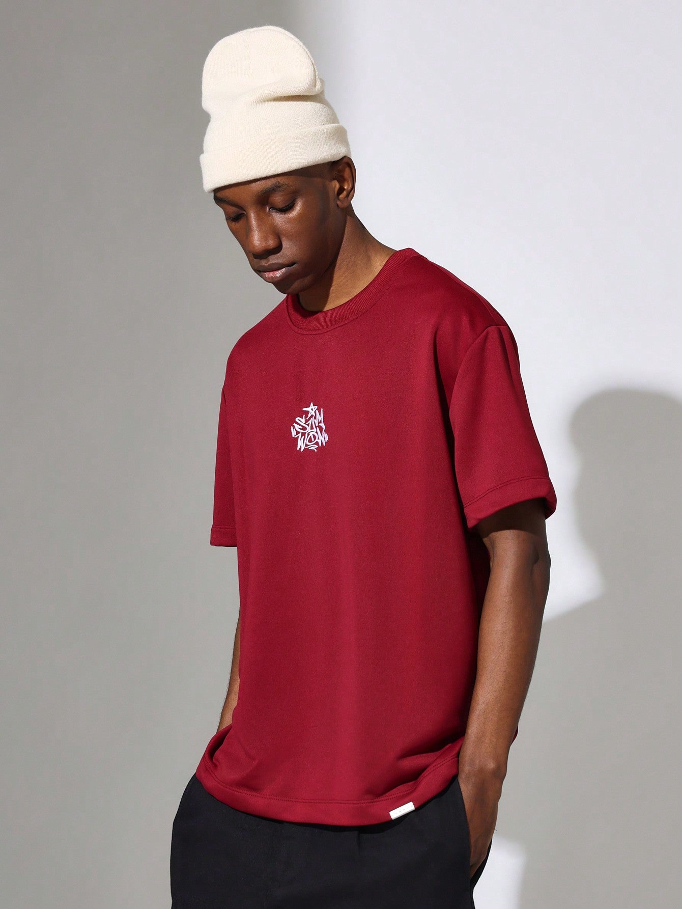 Regular Fit Short Sleeve Tee With Limited Edition Graphic Print And Front Embroidery