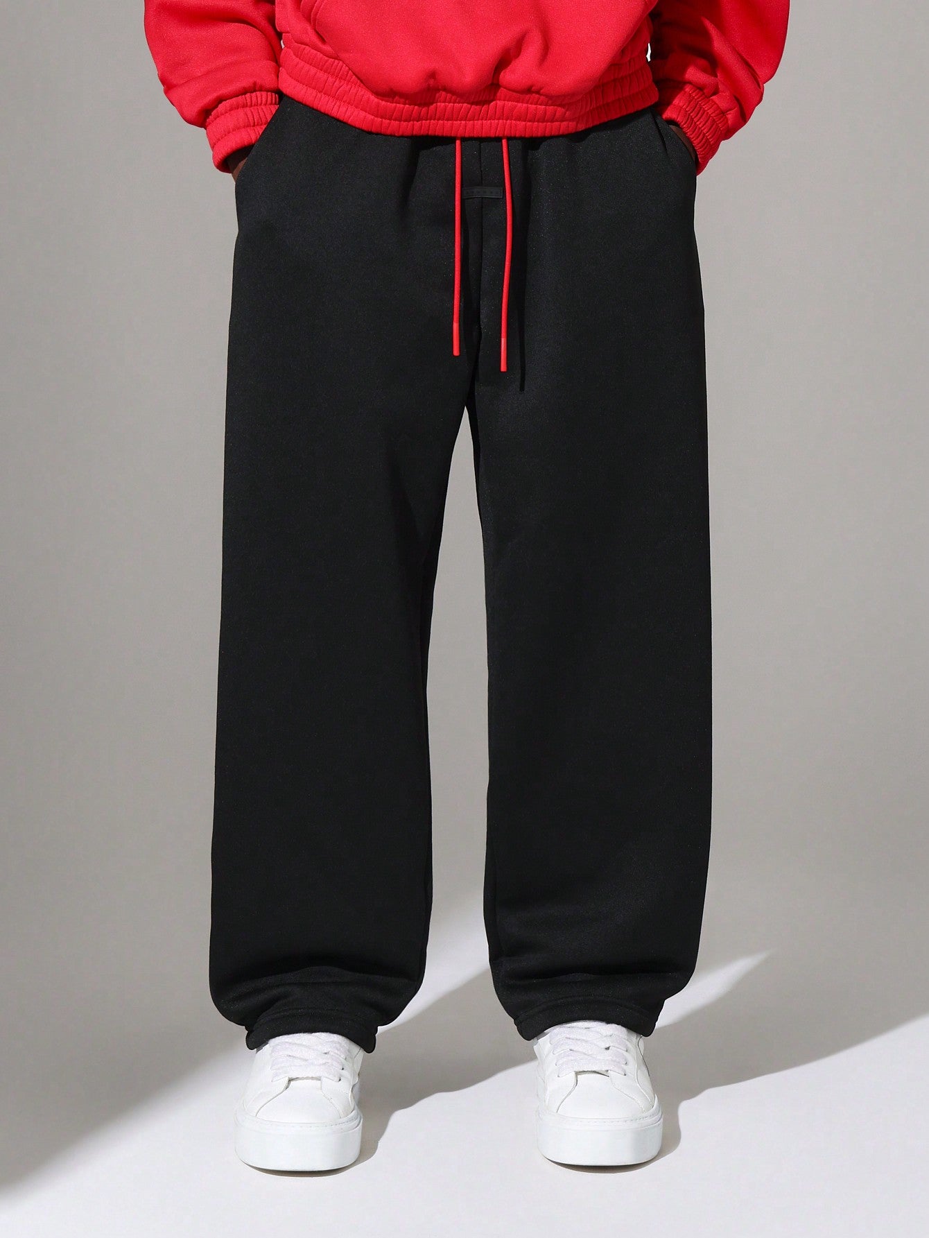 Regular Fit Overhead Hoodie With Silicon Badge And Barrel Fit Sweatpants 2 Piece Set