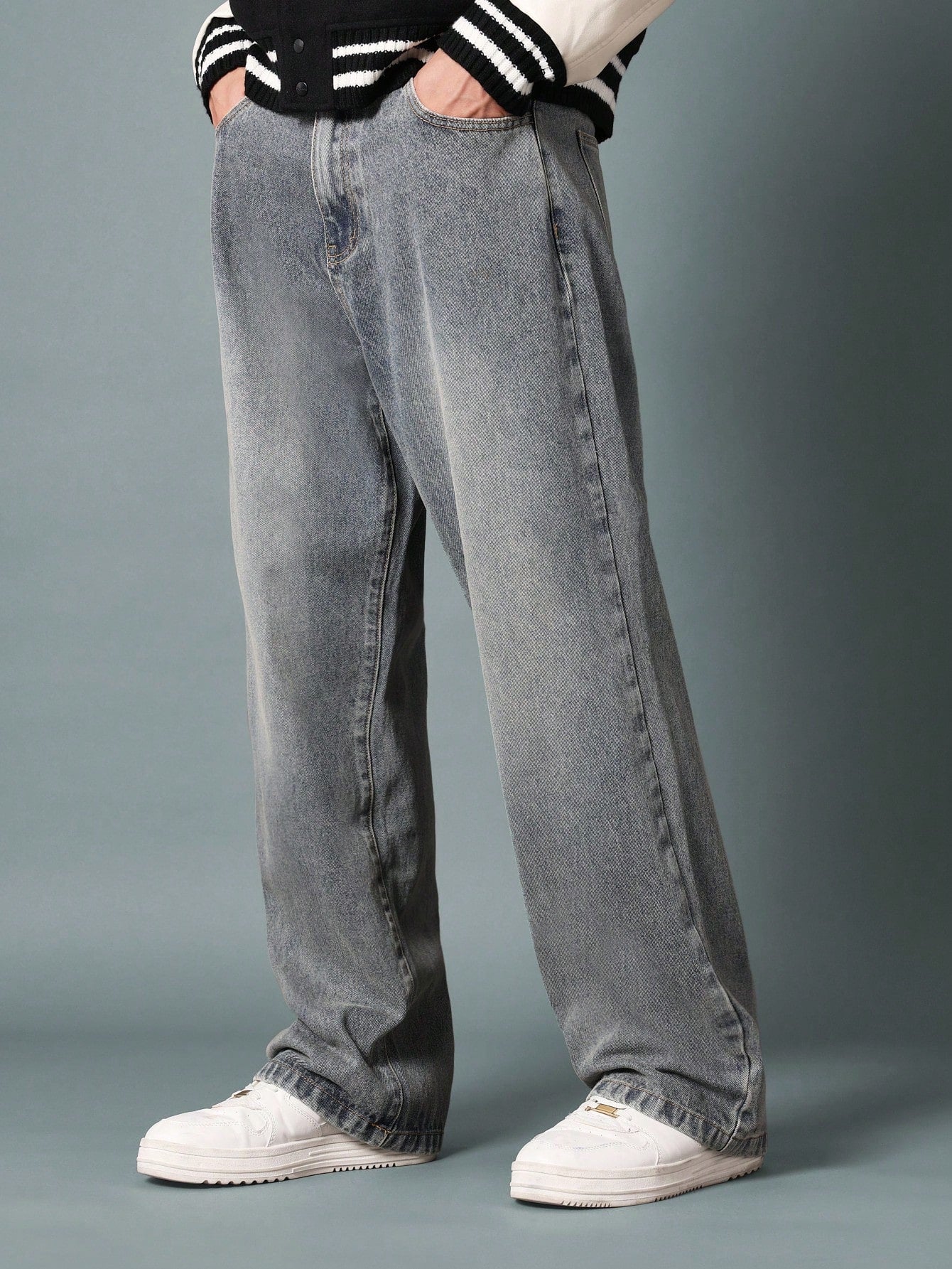 Baggy Fit Washed Jean