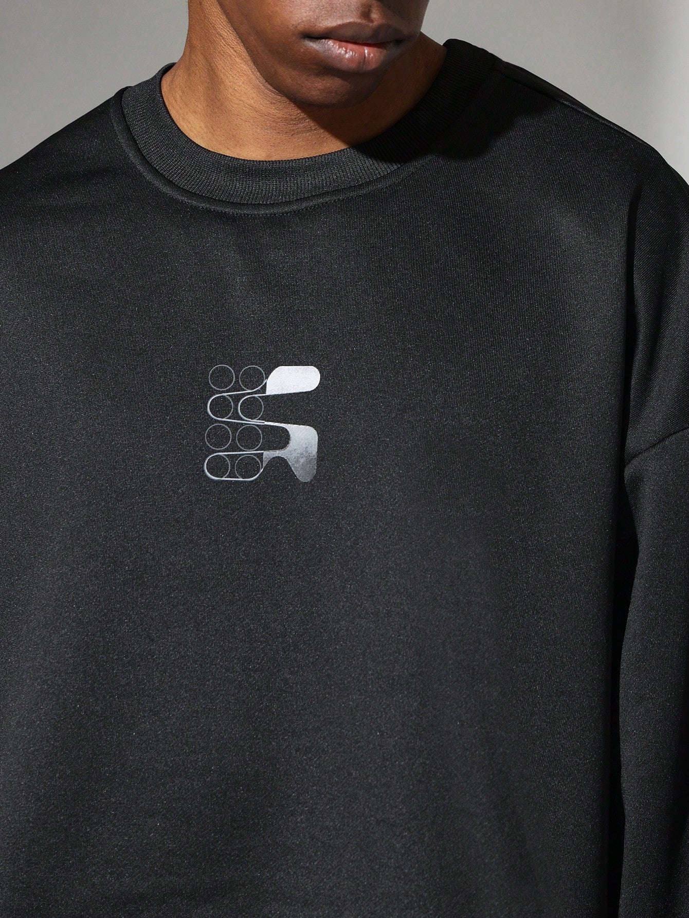 Cropped Crew Neck Sweatshirts With Digital Graphic Print