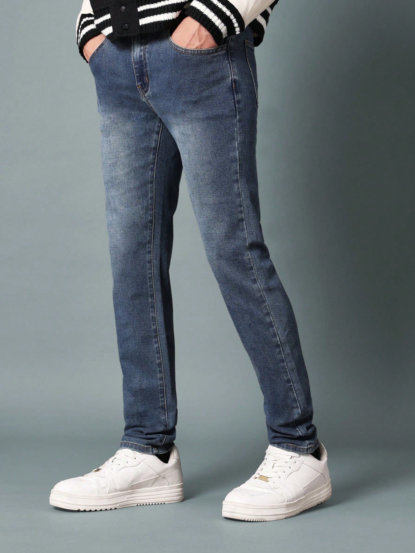 Skinny Fit Mid Wash Jean