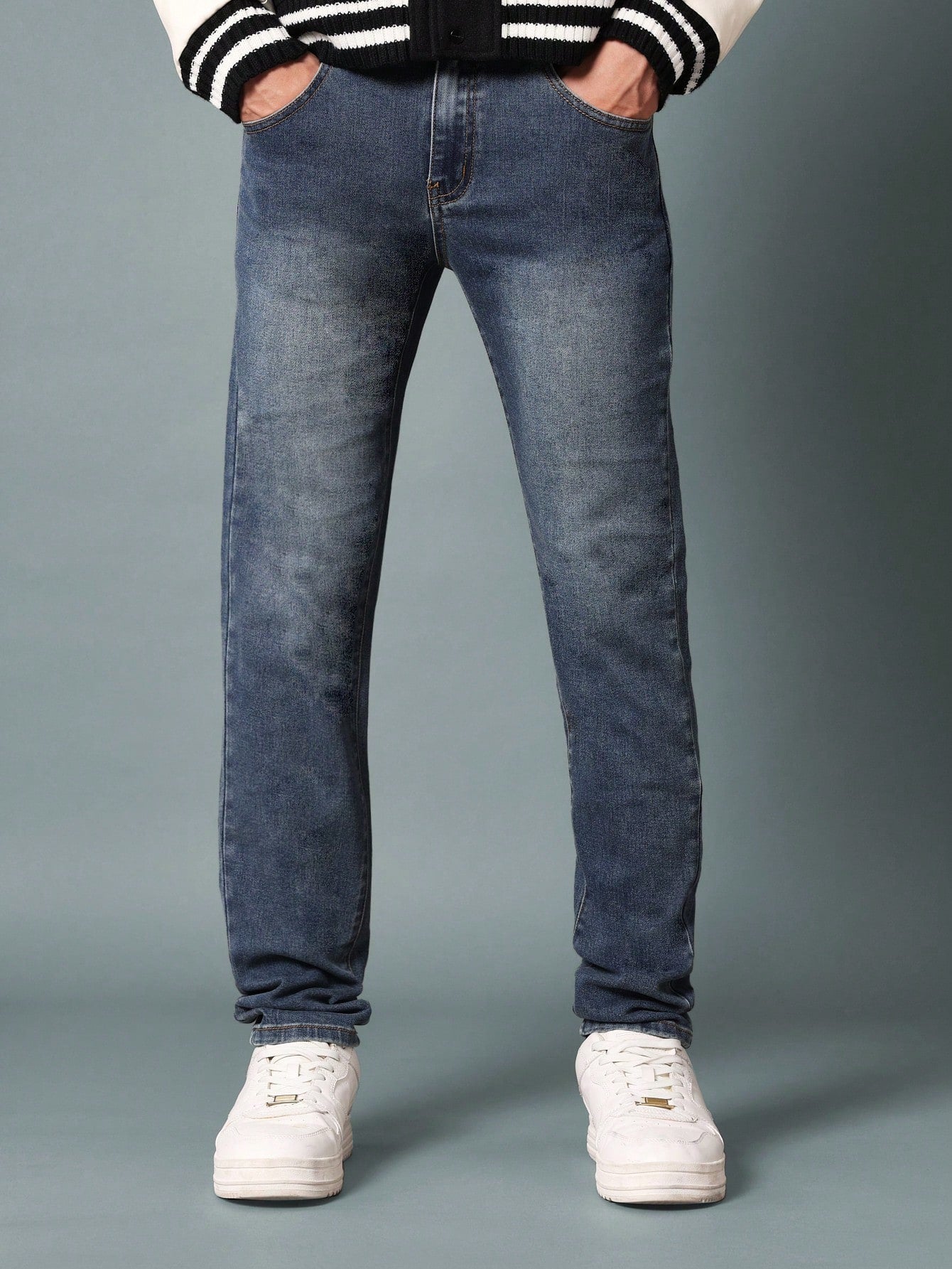 Skinny Fit Mid Wash Jean