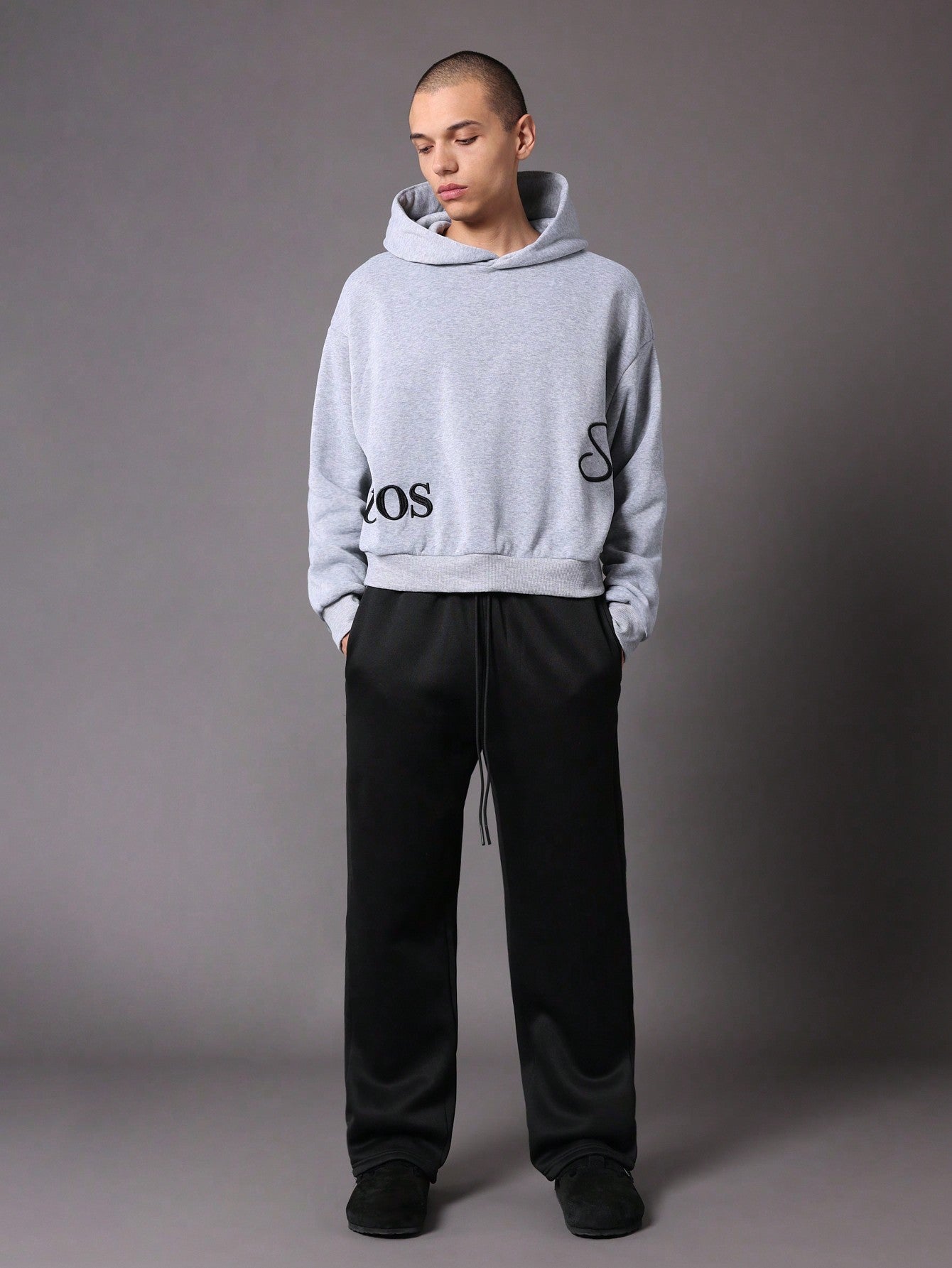 Crop Fit Overhead Hoodie With Script Embroidery Pattern And Straight Fit Sweatpants 2 Piece Set