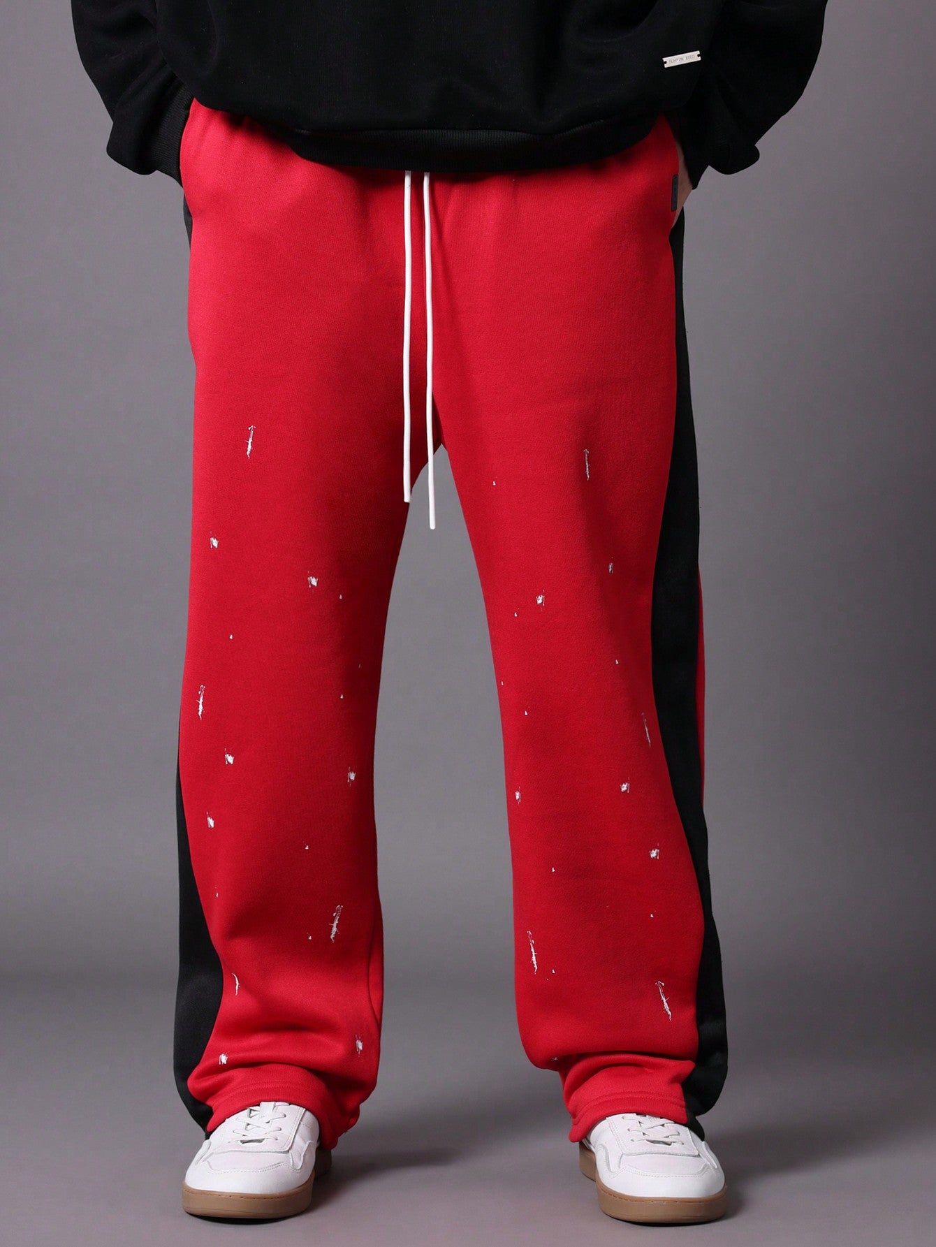 Straight Fit Contrast Side Panel Sweatpants With Drawstrings & Splatter Paint