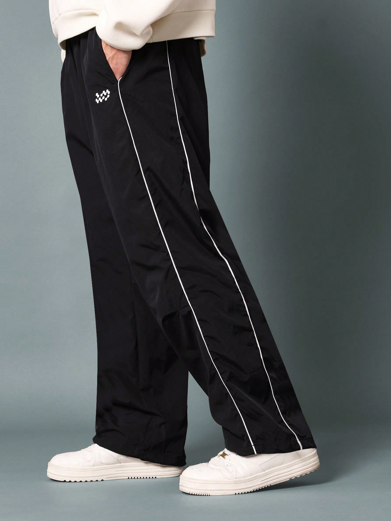 Loose Fit Baggy Nylon Pant With Piping Detail