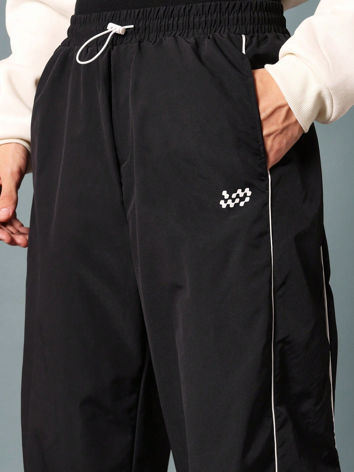 Loose Fit Baggy Nylon Pant With Piping Detail