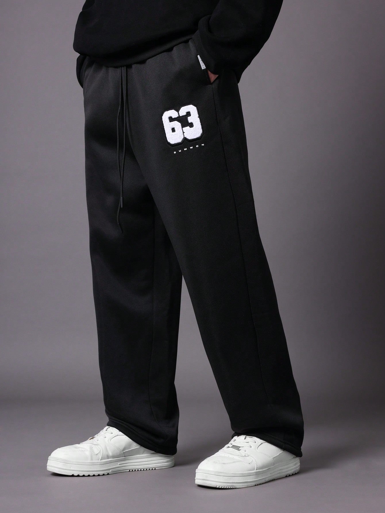 Drop Crotch Sweatpants With Drawstrings & Applique Embroidery Pattern