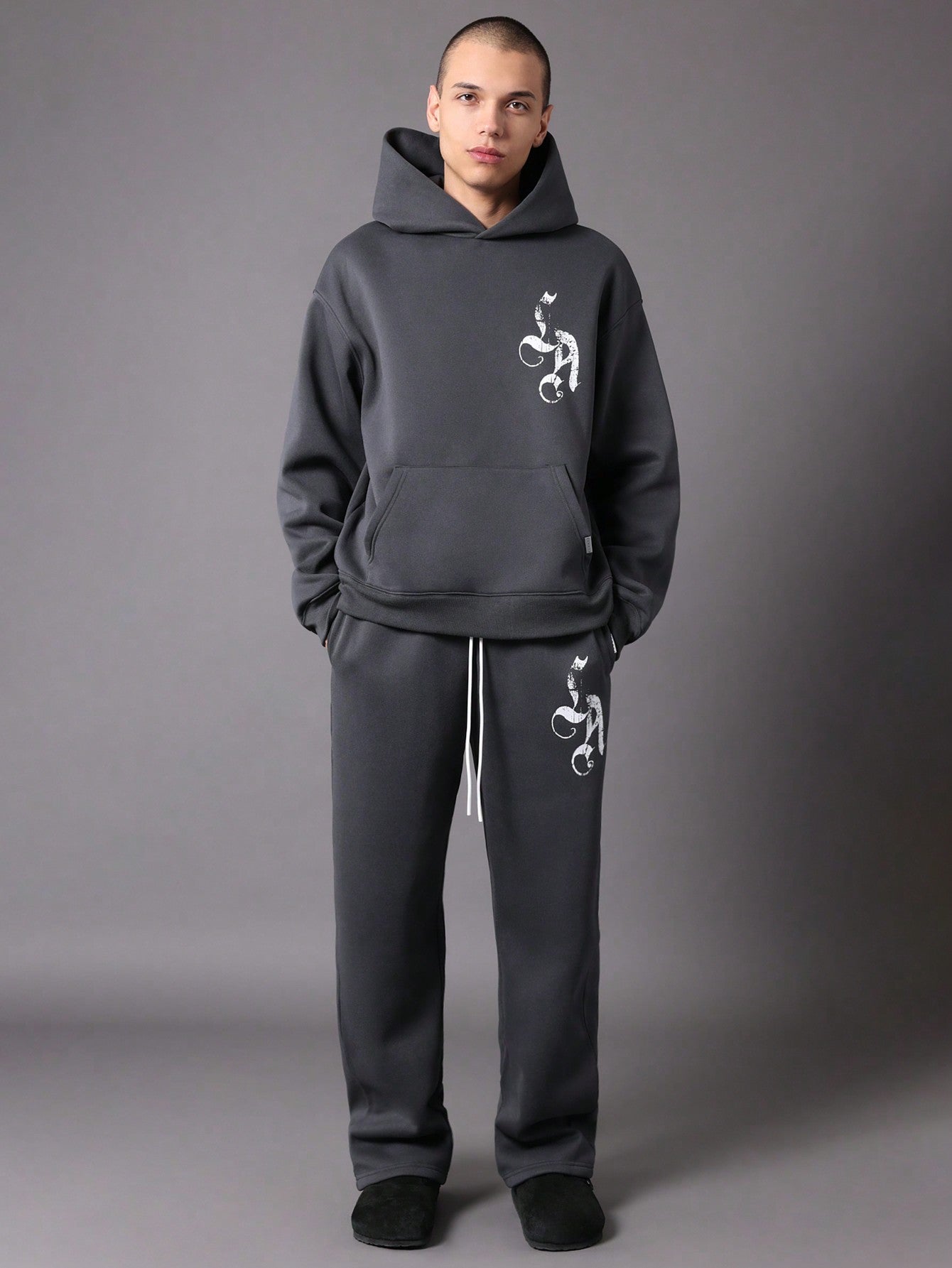 Regular Fit Overhead Hoodie And Straight Fit Sweatpants With Small Graphic Print & Drawstrings 2 Piece Set