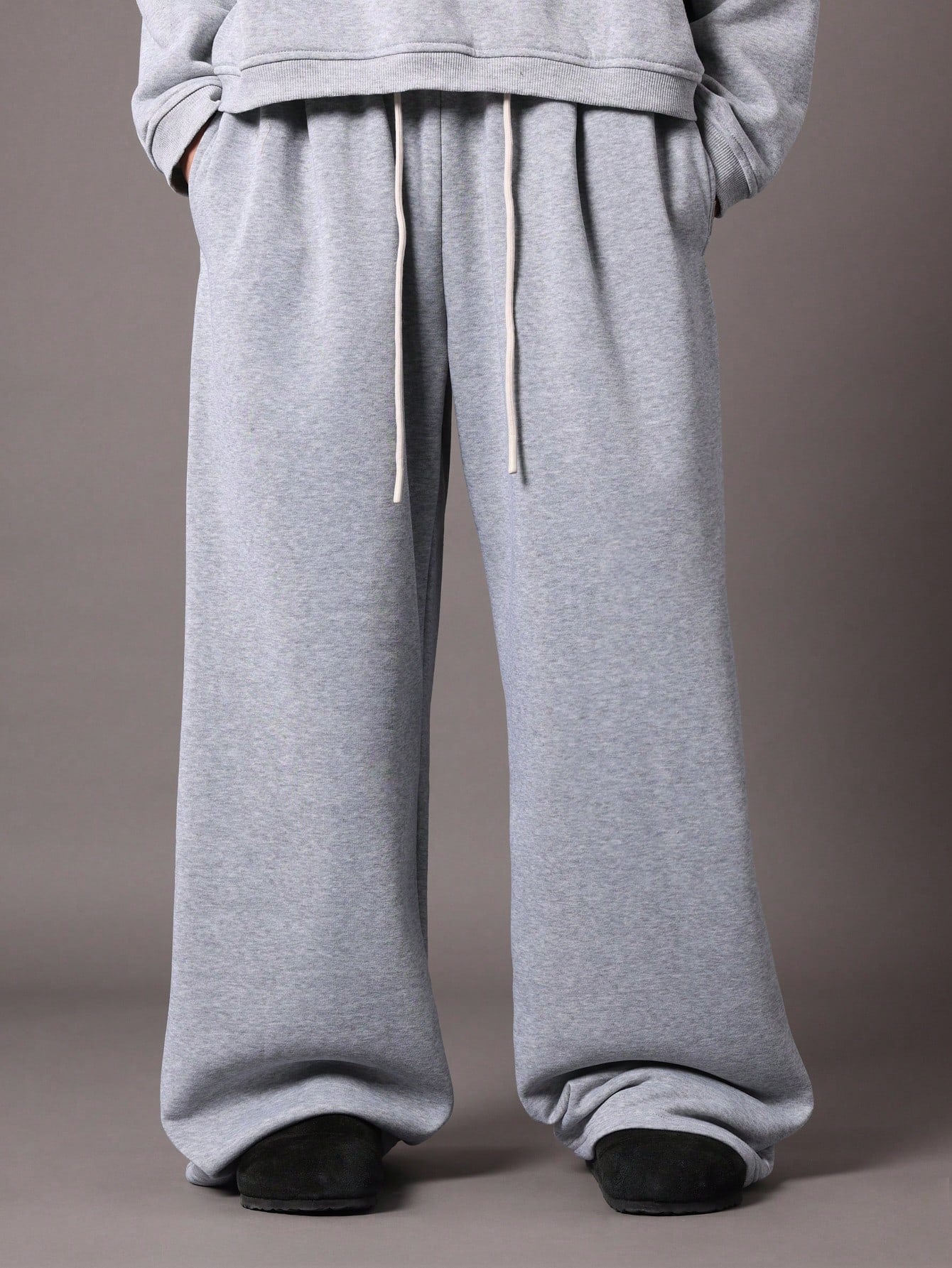 Wide Leg Jogger With Pleat & Drawstrings