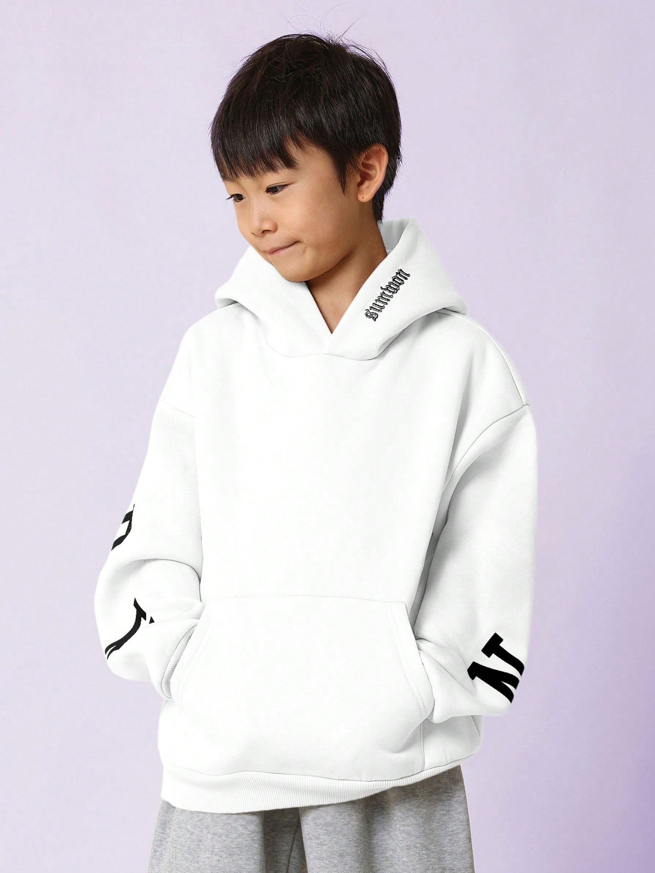 Tween Boys Regular Fit Overhead Hoodie With New York Graphic Print