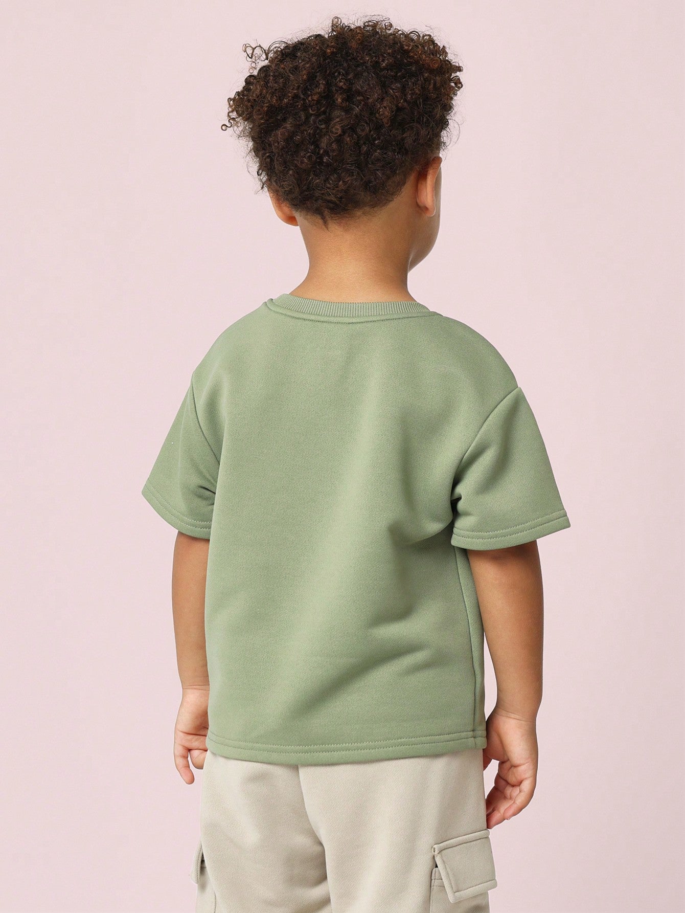 Young Boys Comfy Oversized Fit Short Sleeve Tee With Bear Badge