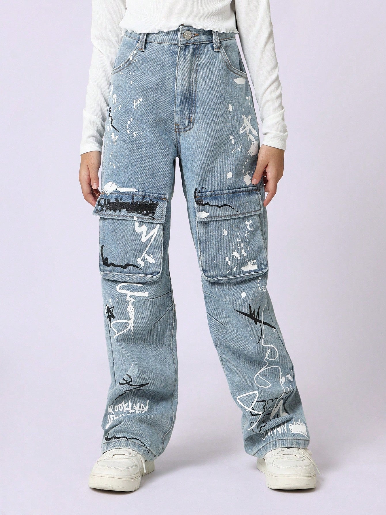 Tween Girls Baggy Fit Cargo Jeans With Graffiti Print And Splatter Paint