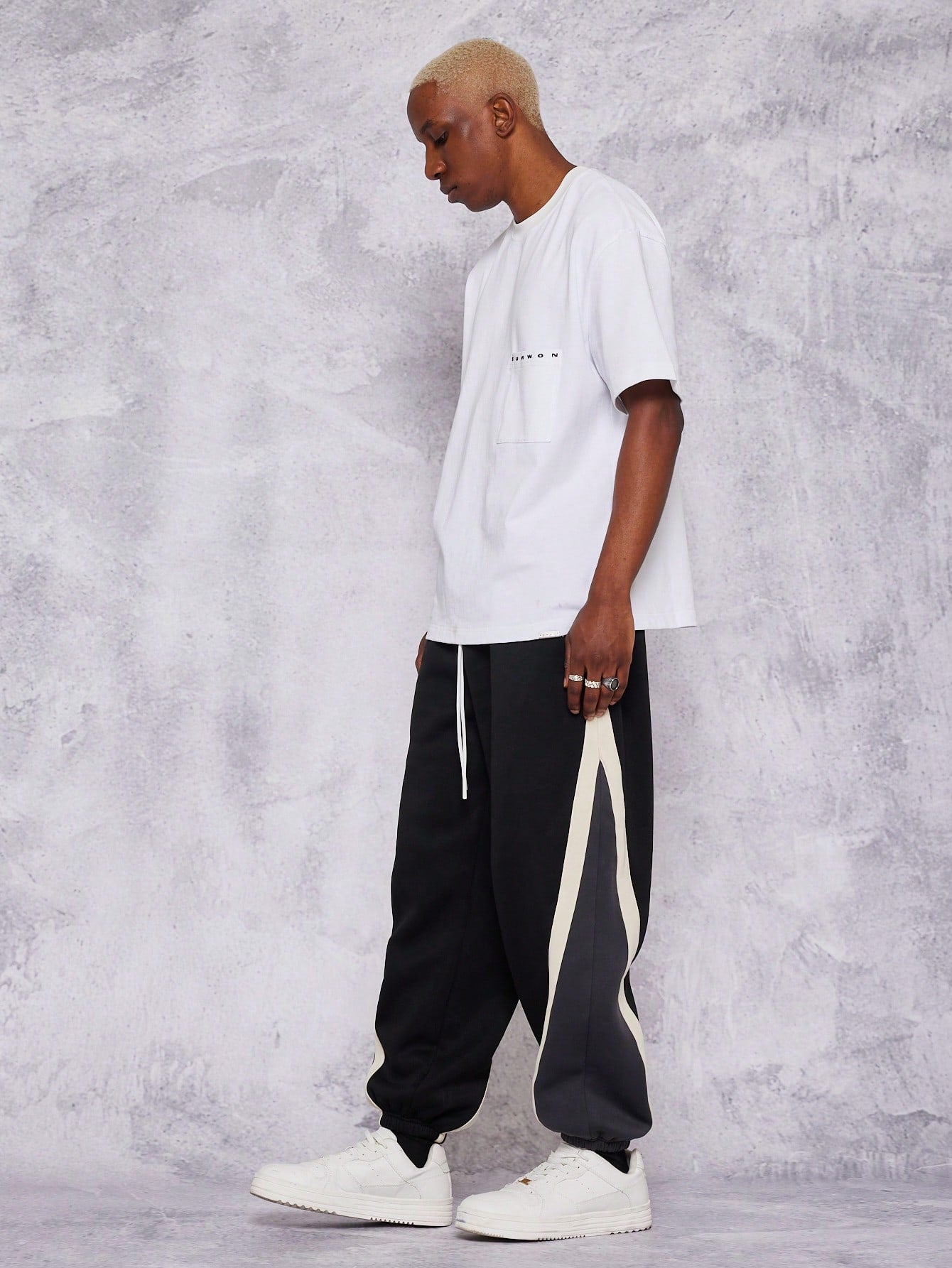 Loose Fit Baggy Joggers With Contrast Panels