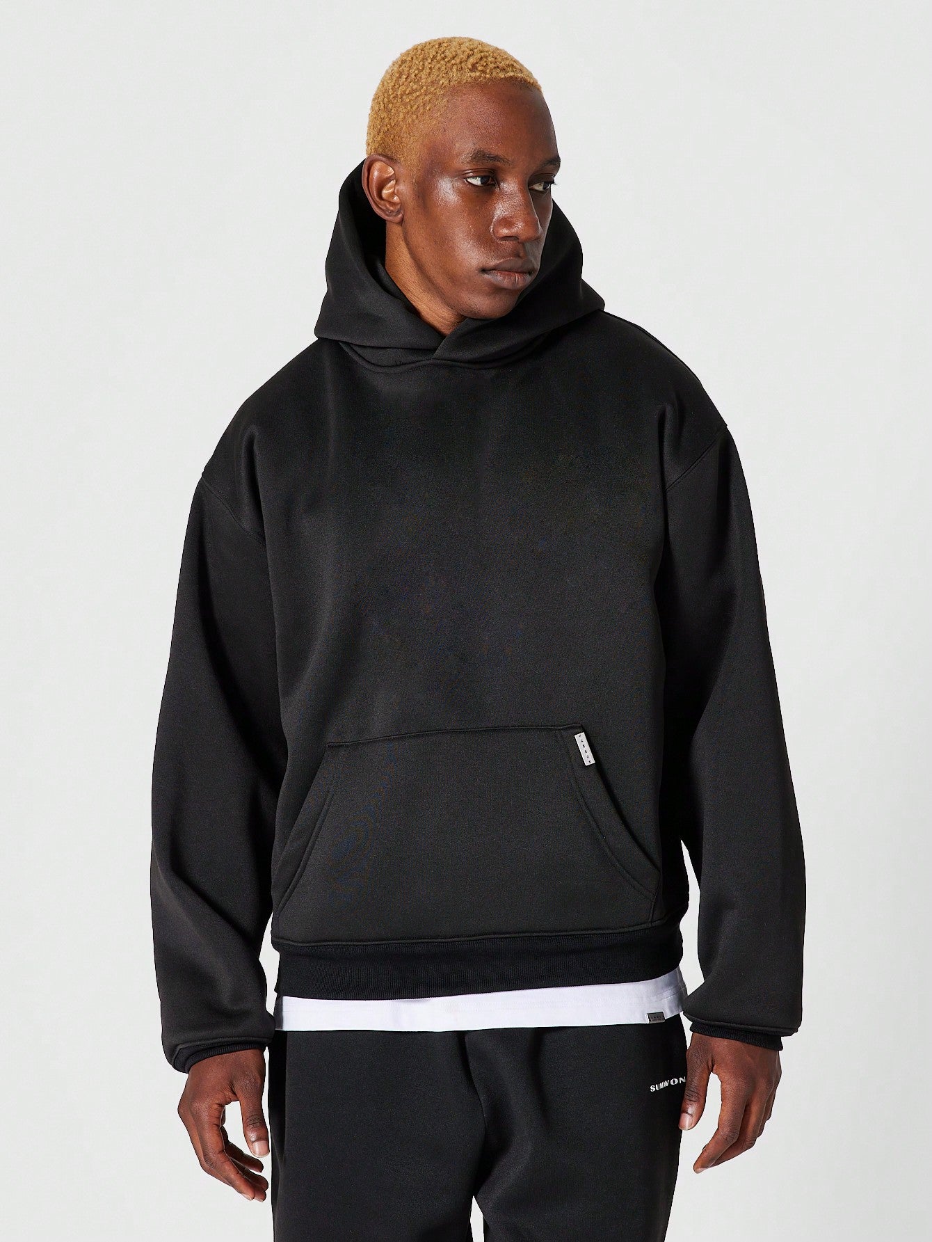 Overhead Hoodie With Back Embroidery – SUMWON