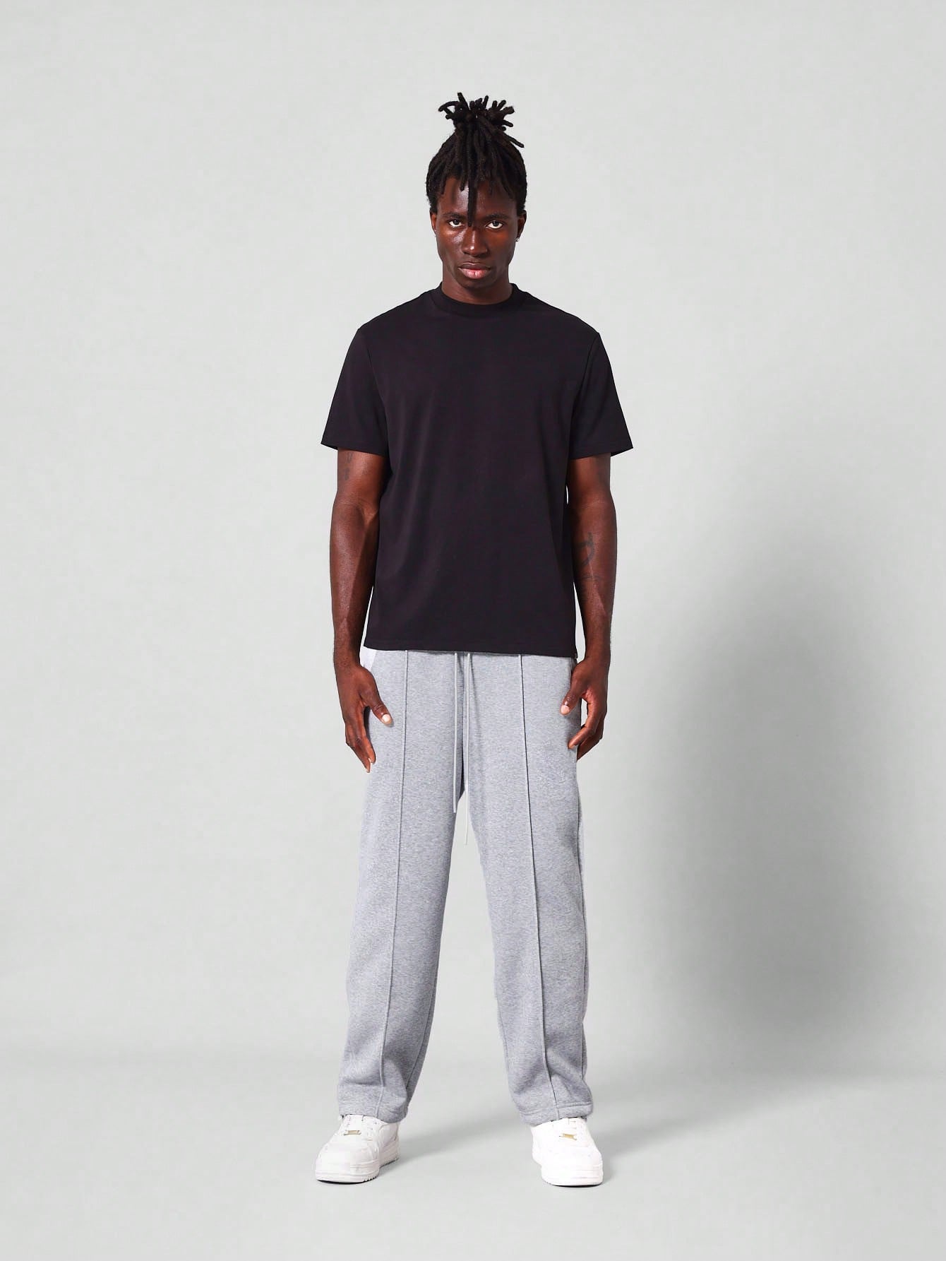 Straight Fit Essential Jogger