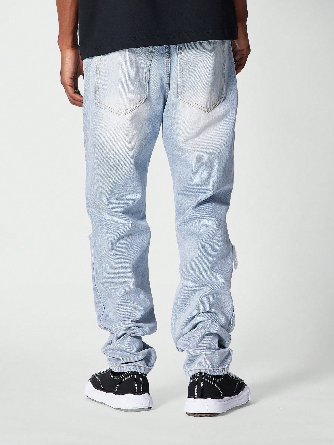 Straight Fit Distressed Jean