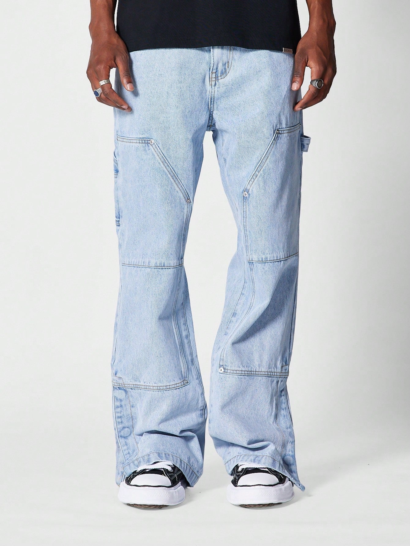 Loose Fit Carpenter Jean With Split Hem