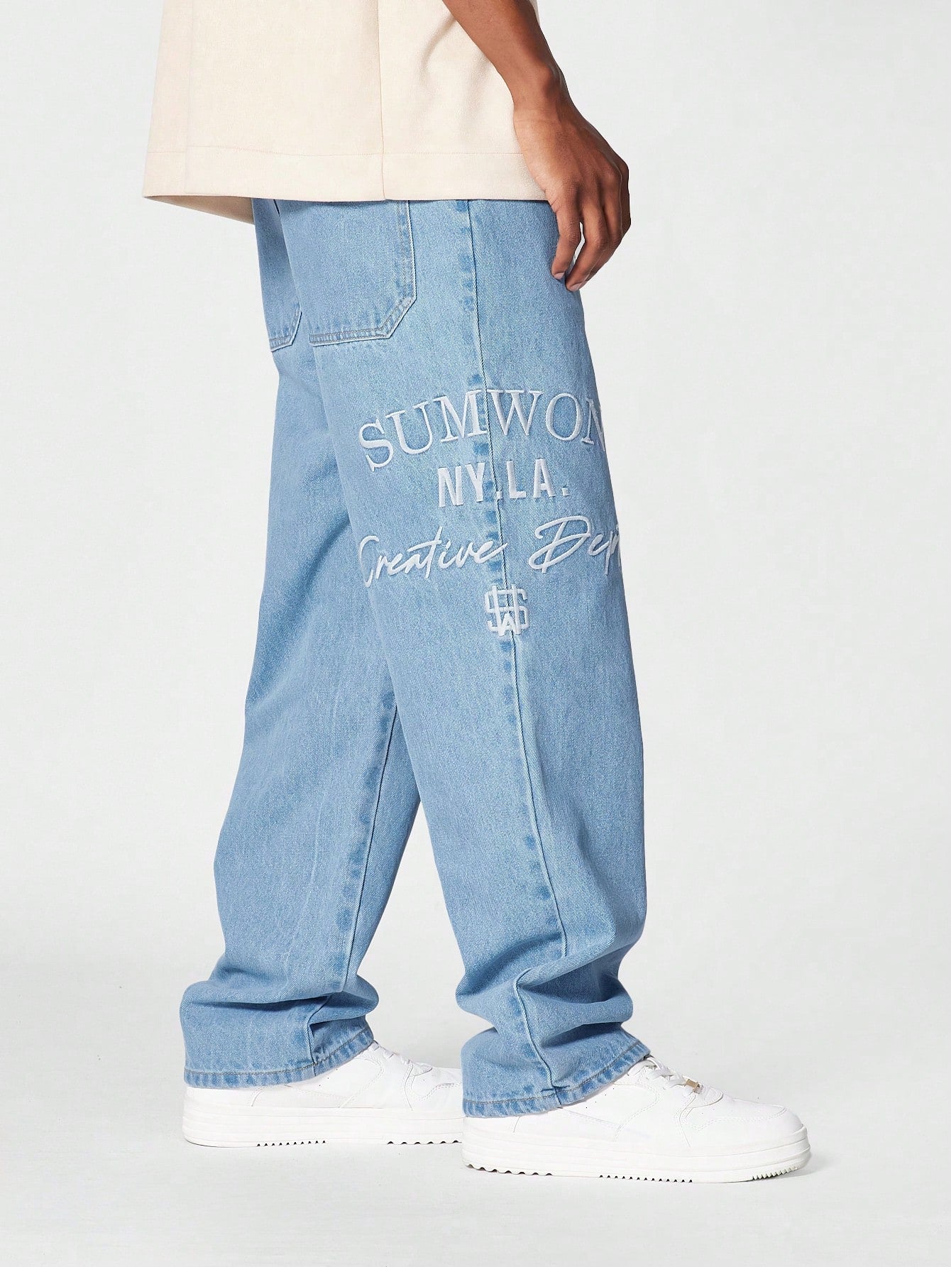 Straight Fit Jean With Embroidery