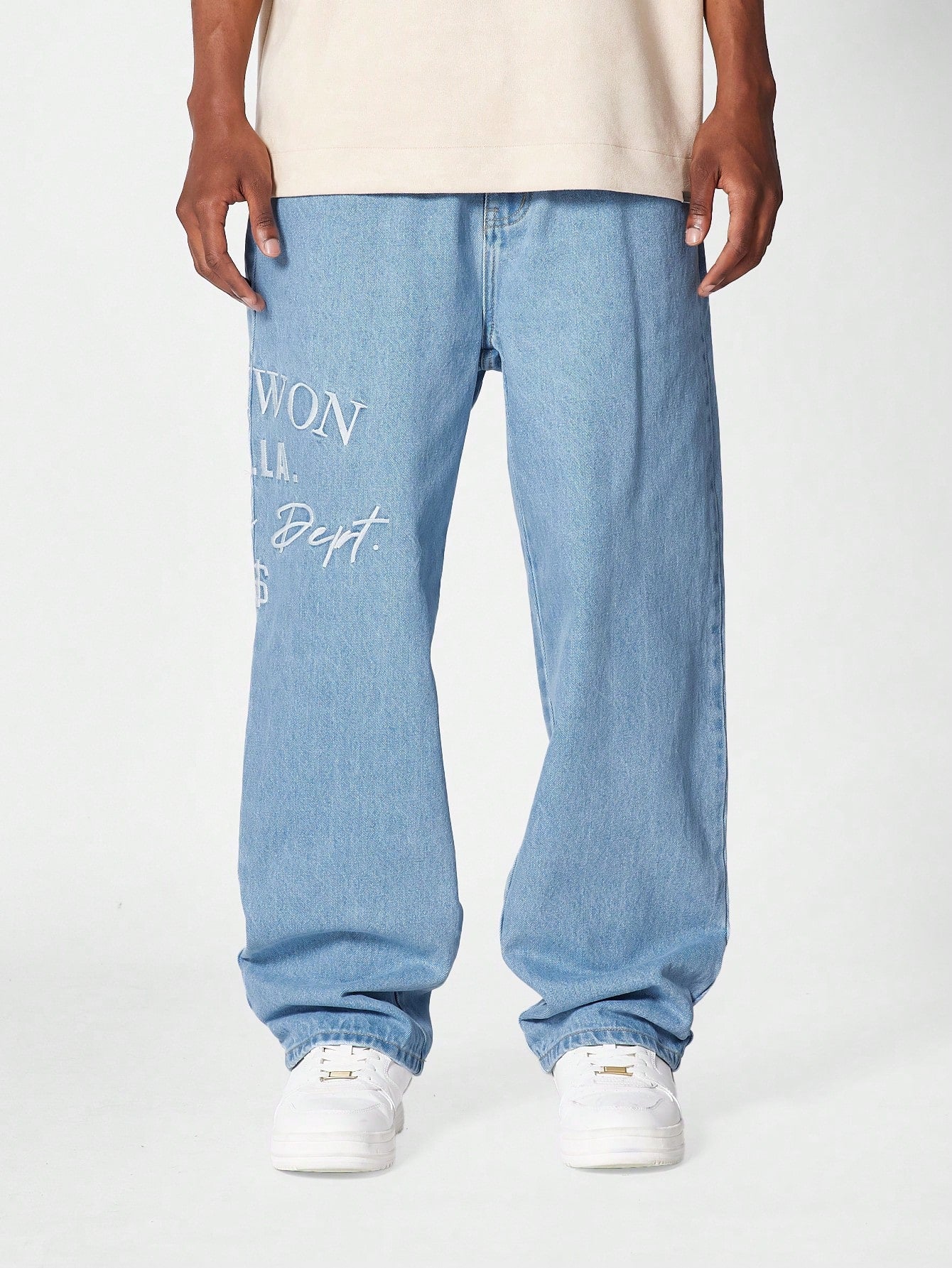 Straight Fit Jean With Embroidery