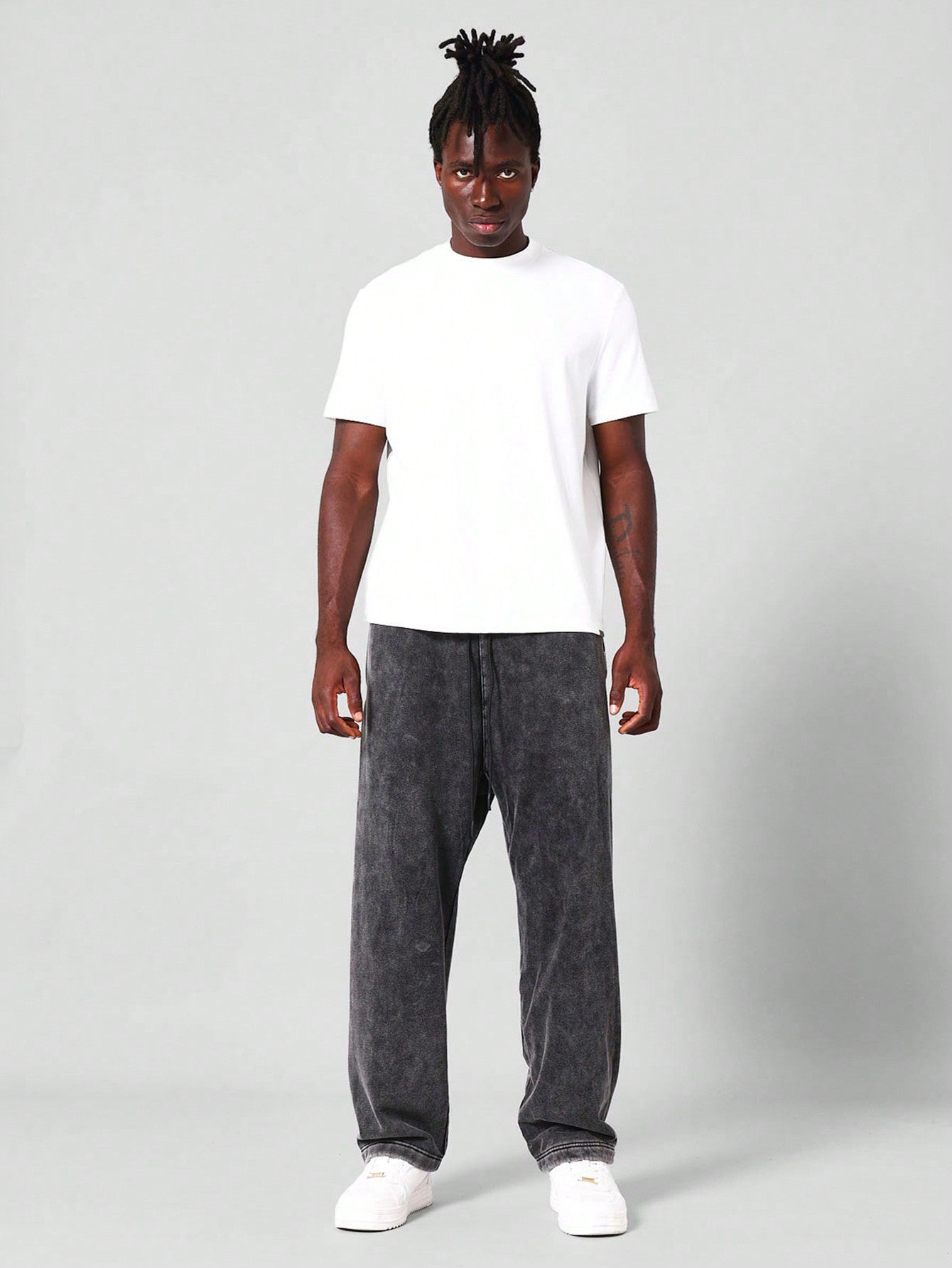 Straight Fit Essential Drop Crotch Premium Washed Jogger