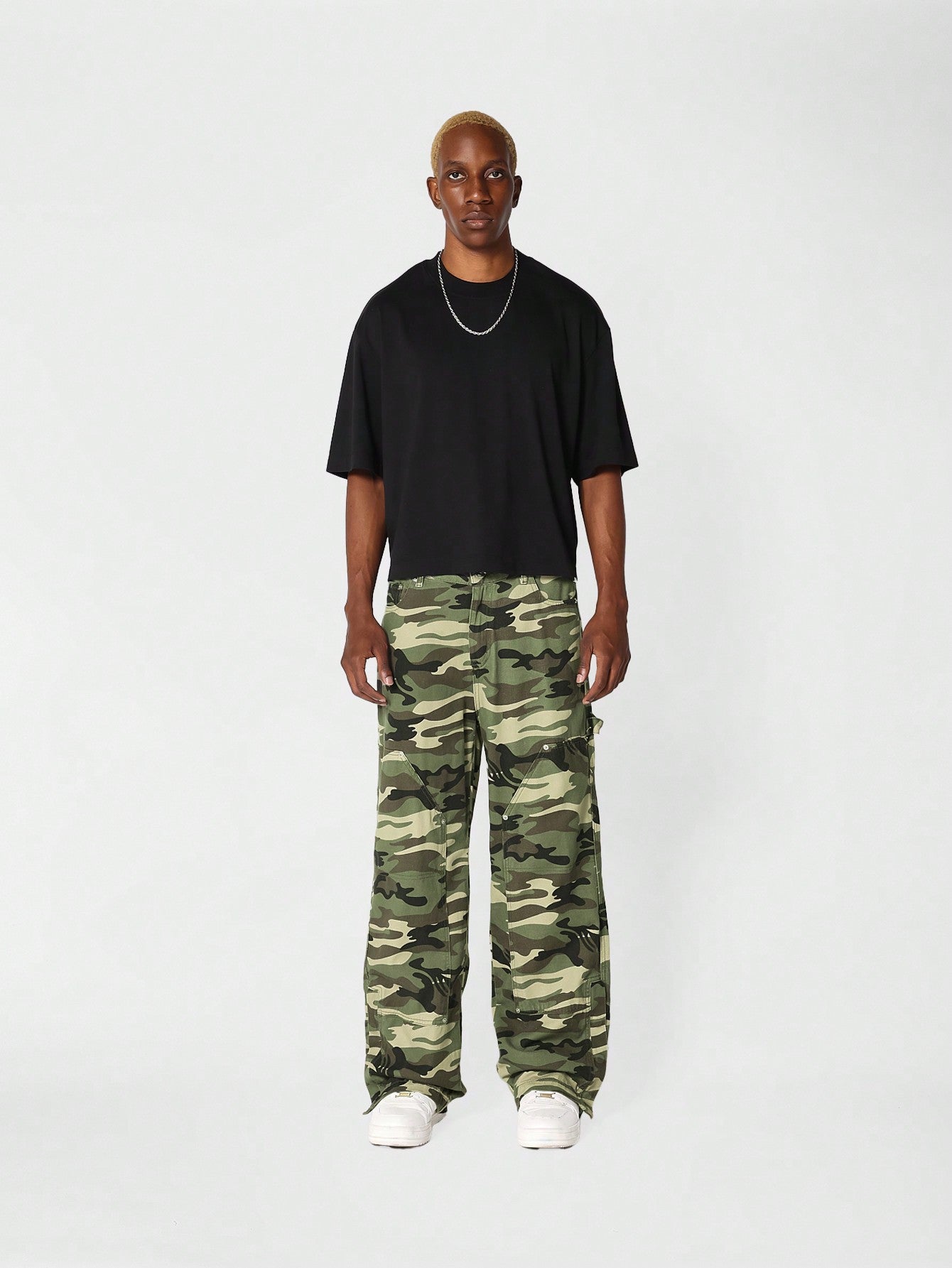 Loose Fit Camo Baggy Carpenter Jeans With Split Hem