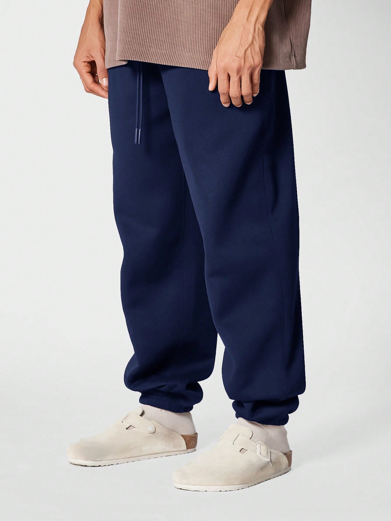 Balloon Fit Essential Jogger College Ready