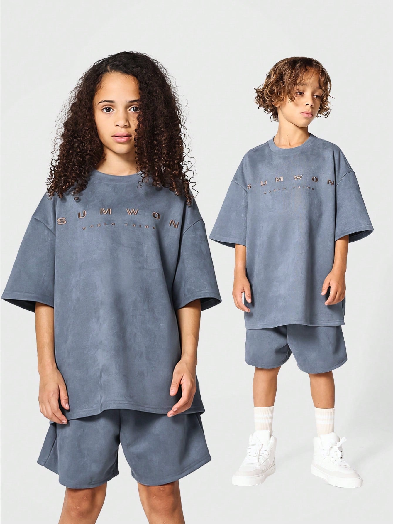 Tween Girls Oversized Fit Tee And Drop Crotch Short With Embroidered Print 2 Piece Set